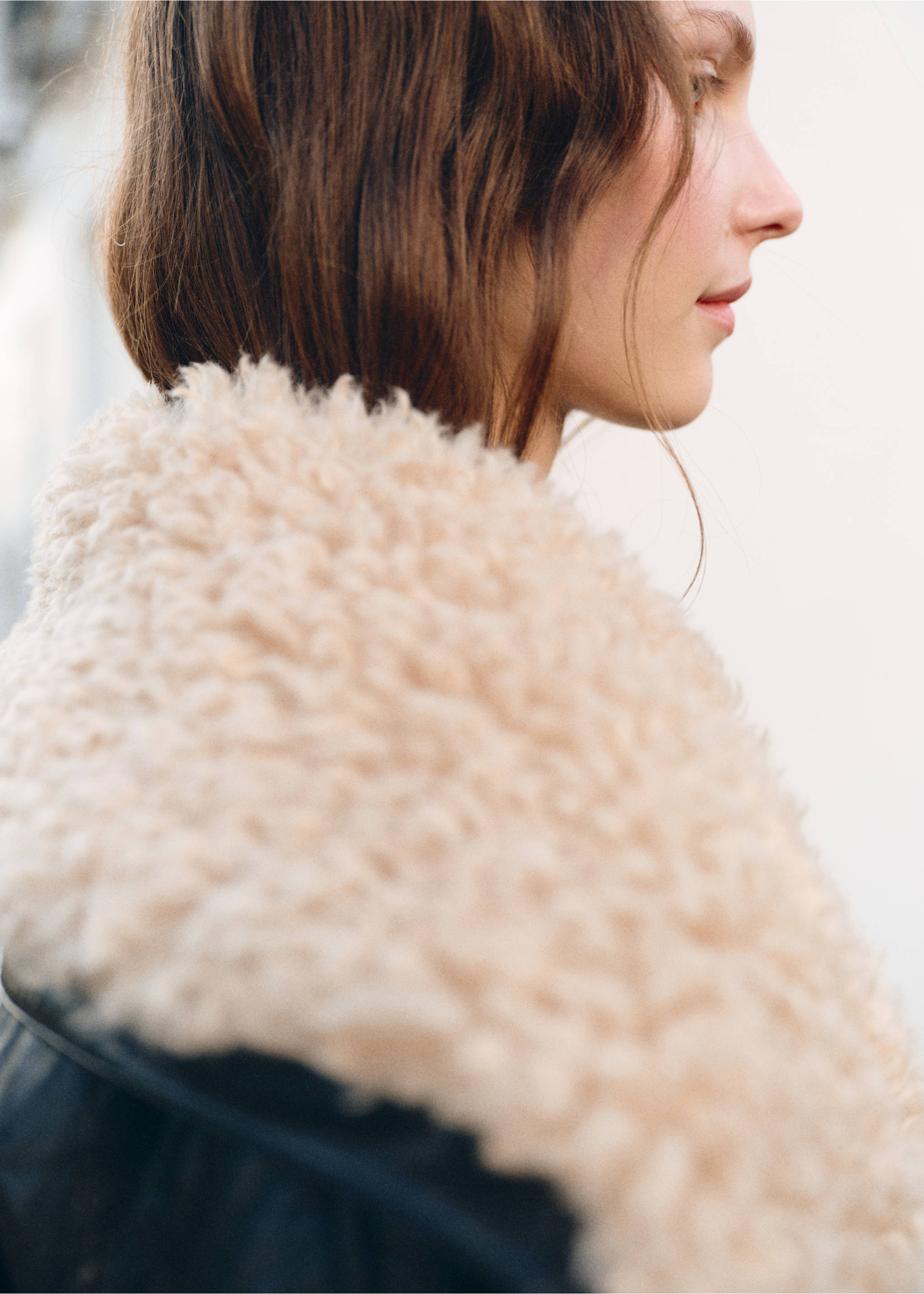Faux-leather jacket with shearling collar - Details of the article 1, Black. Ref: 17076354-00.