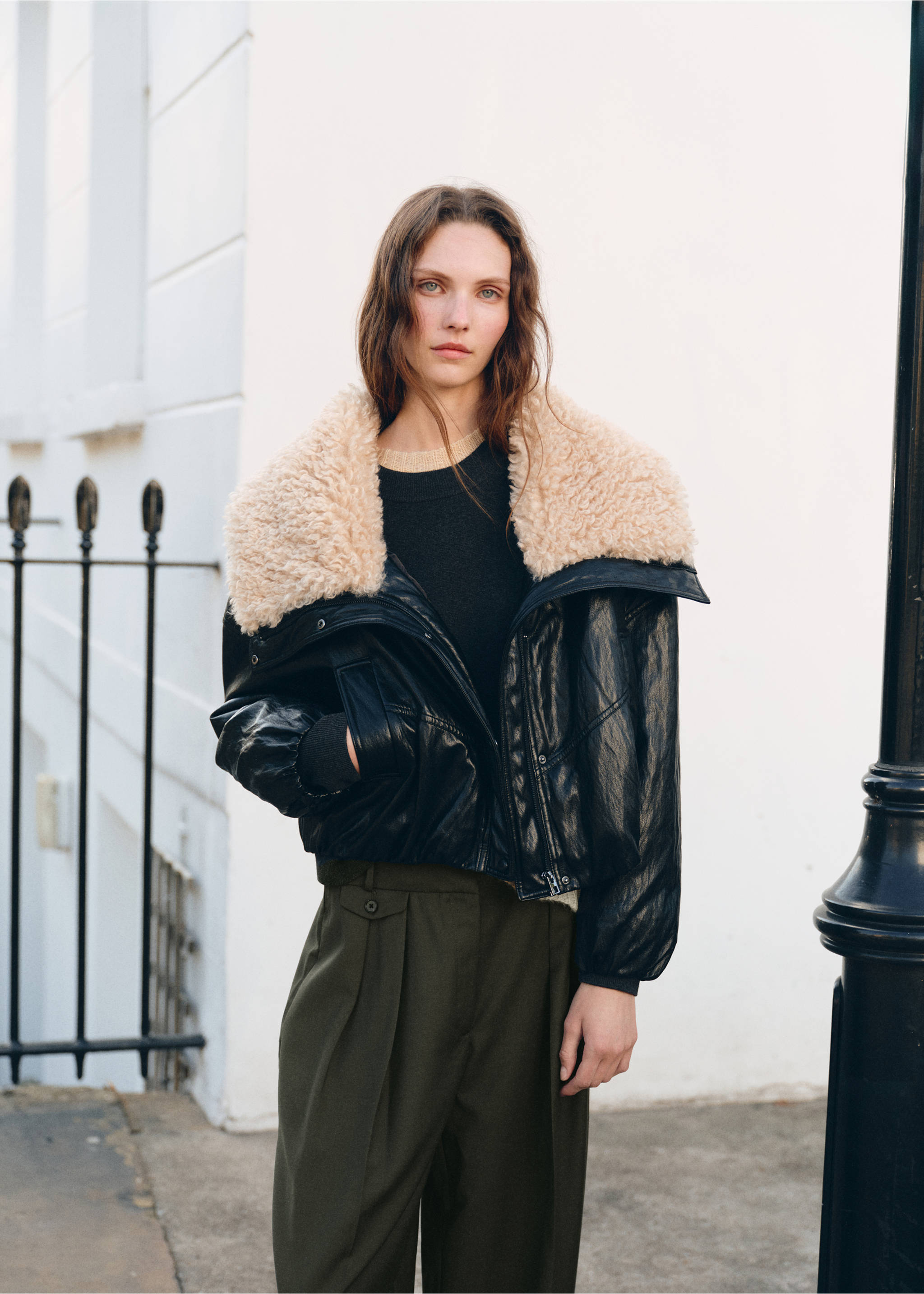 Faux-leather jacket with shearling collar - Details of the article 2, Black. Ref: 17076354-00.