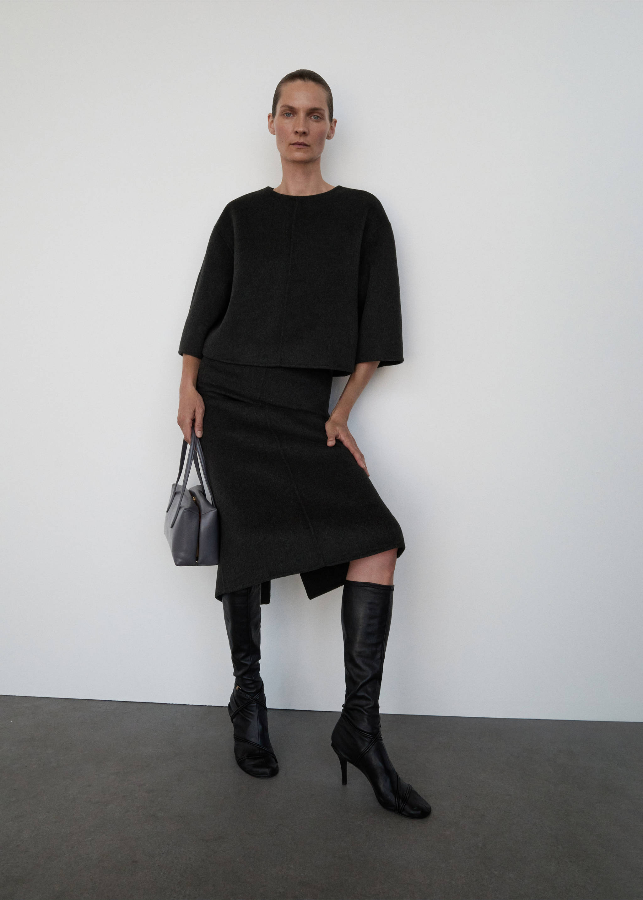 Wool midi-skirt with slit - General plane, Grey. Ref: 17076356-00.