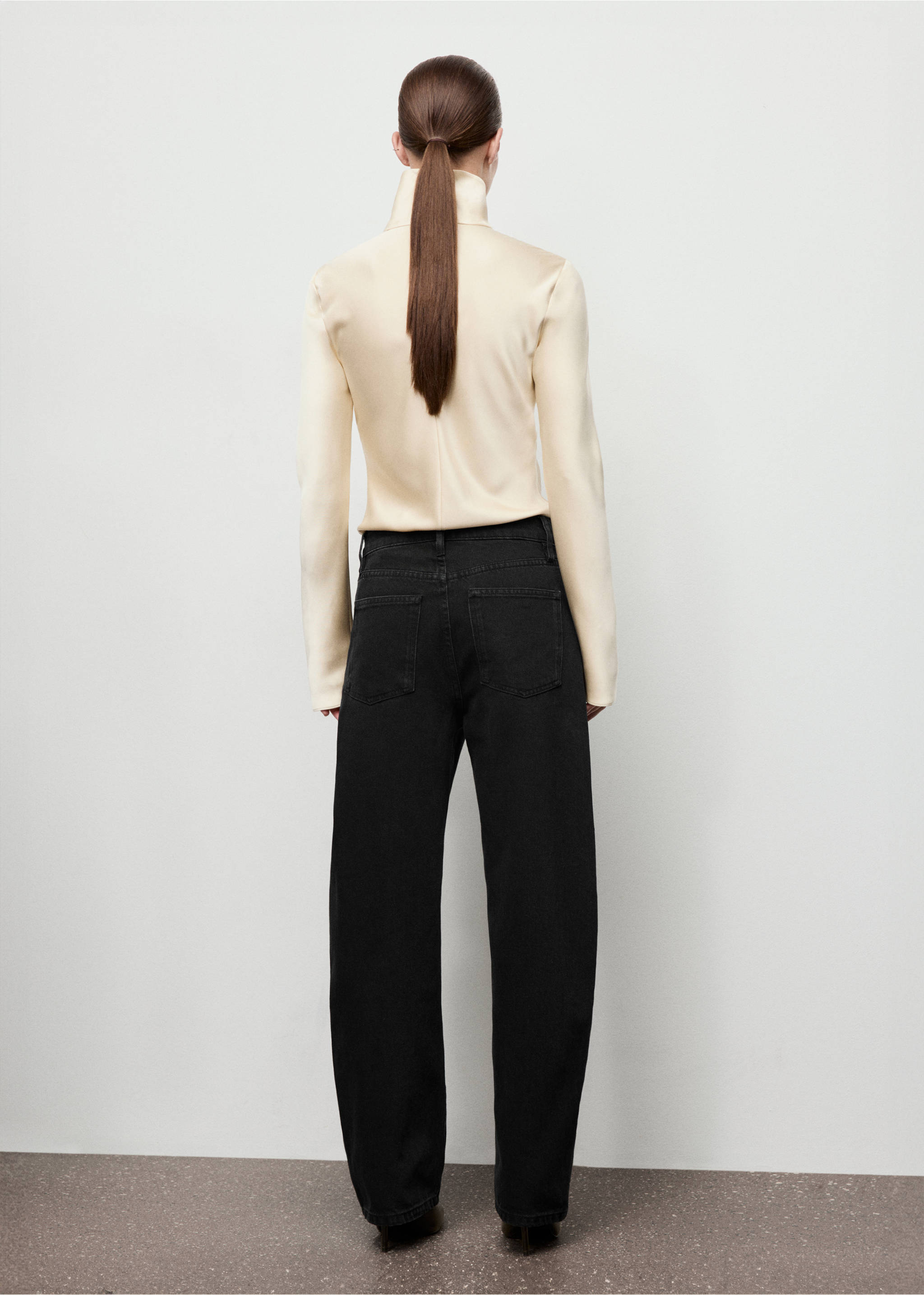 Jean barrel taille haute - Verso de l’article, Black denim. Ref: 17076361-00.