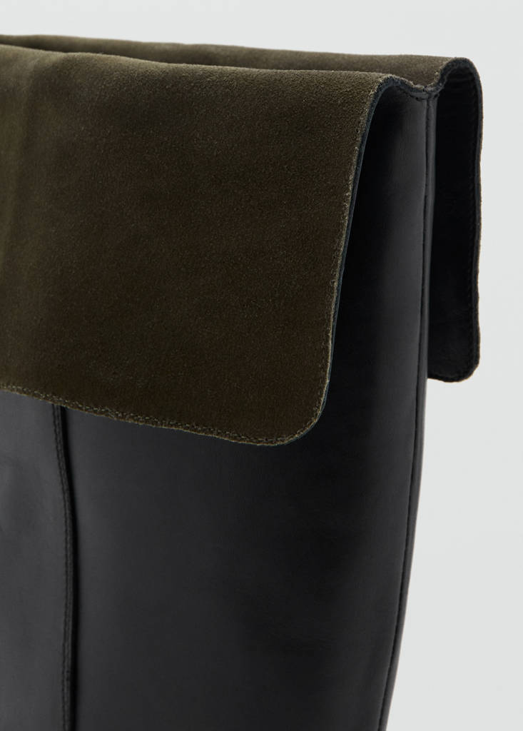 Suede high boots — Black