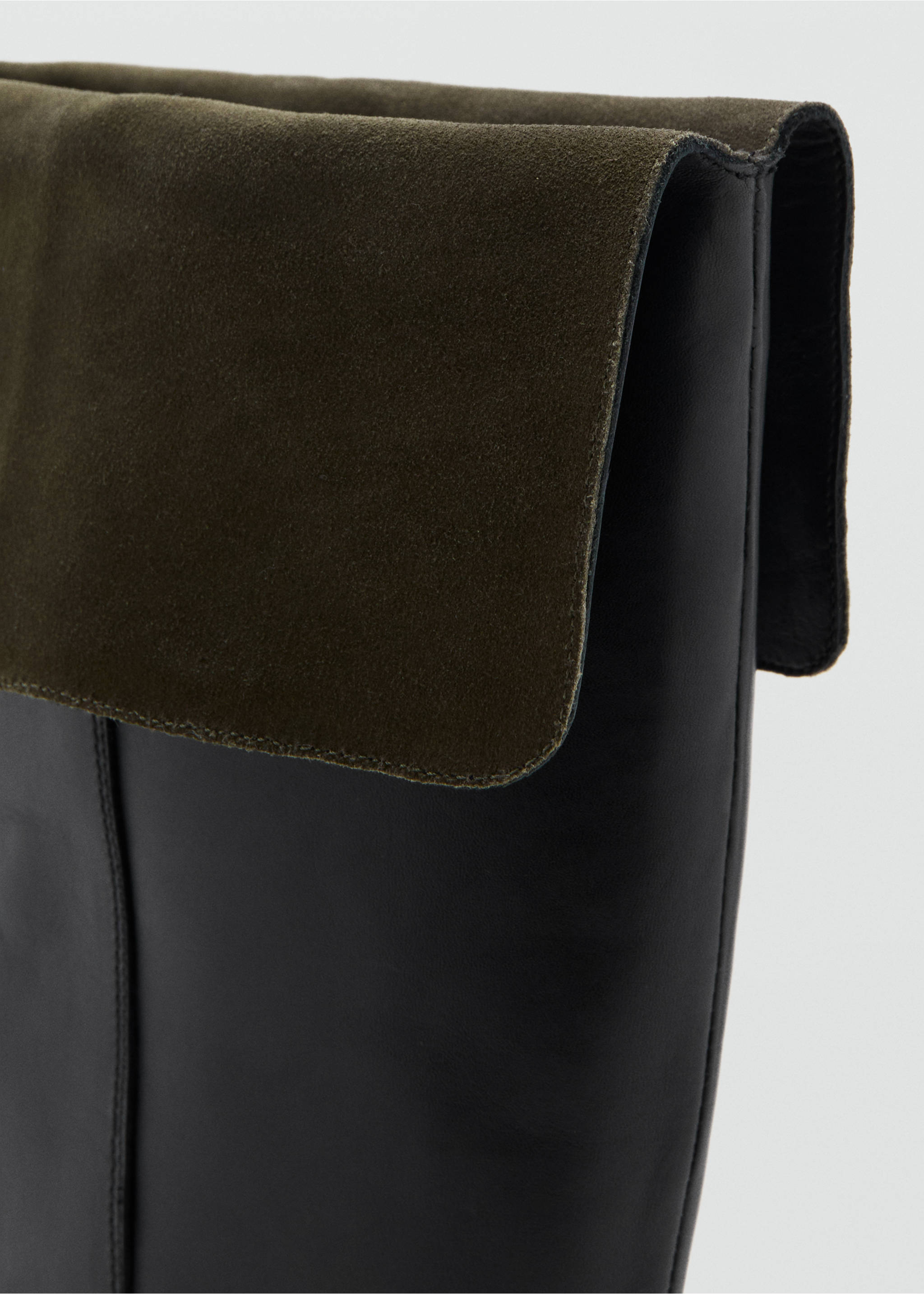 Suede high boots - Details of the article 2, Black. Ref: 17076721-00.