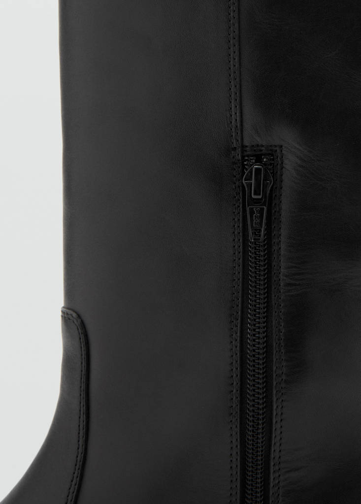 Suede high boots — Black
