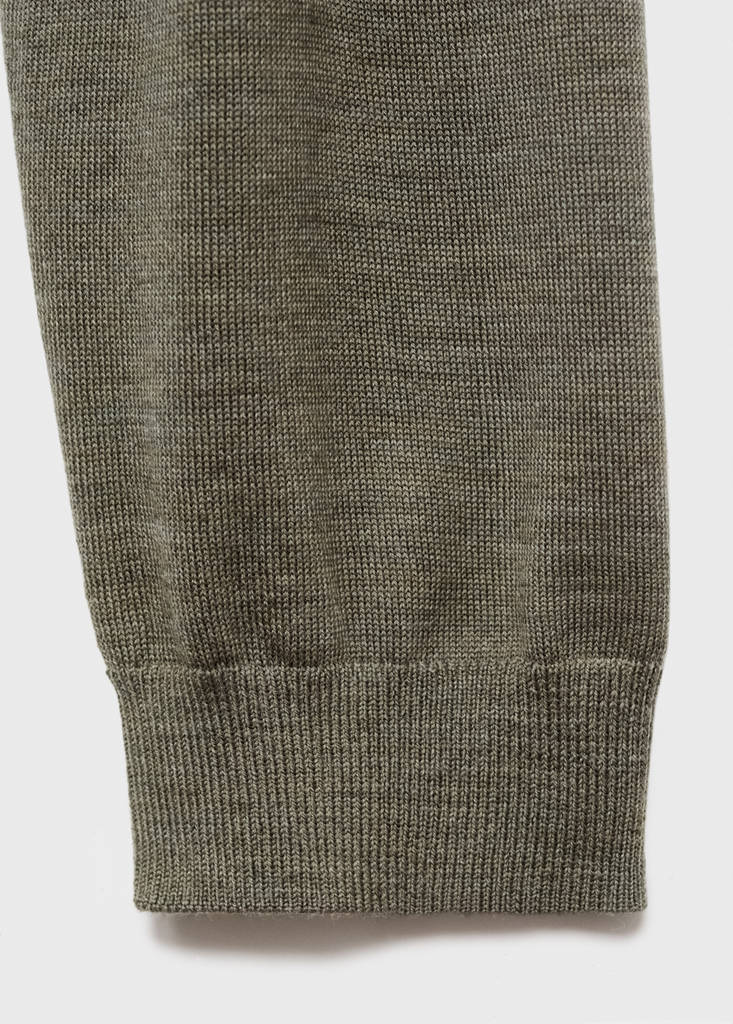 V-neck wool sweater — Green