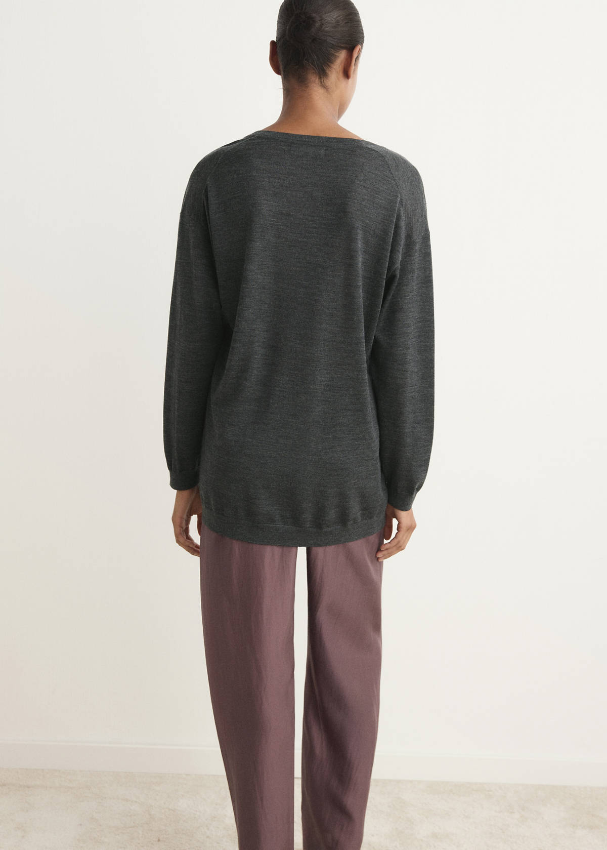 V-neck wool sweater — Charcoal