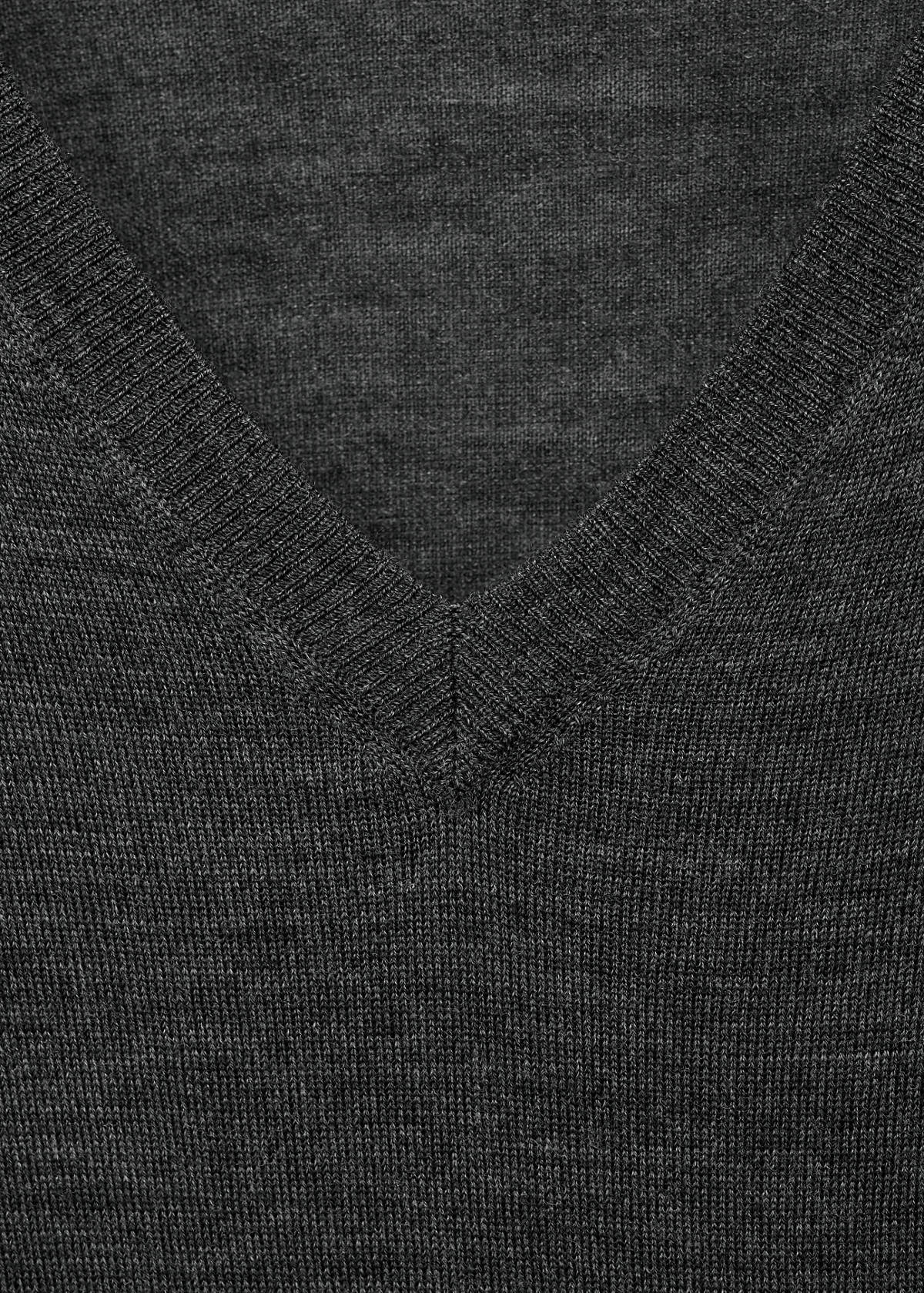 V-neck wool sweater — Charcoal