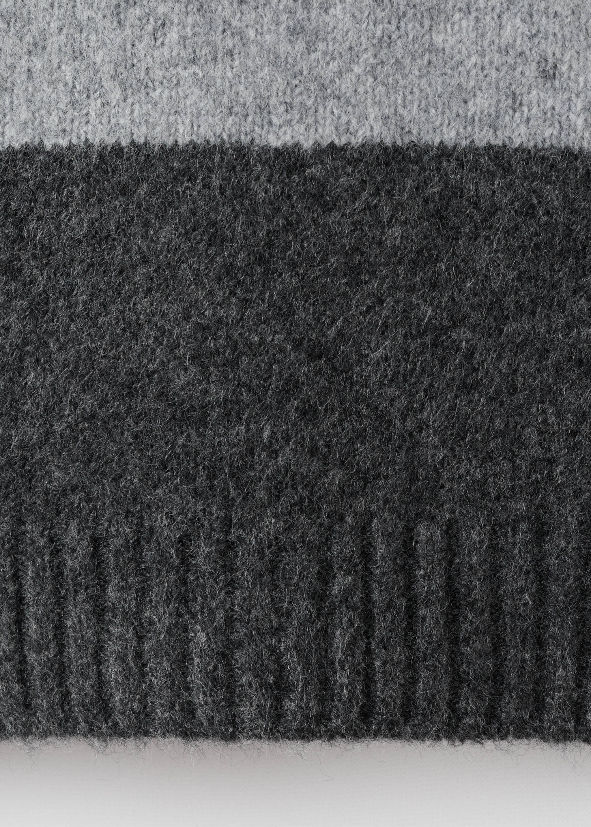 Jersey rayas cuello perkins - Detalle del artículo 8, Gris medio vigoré. Ref: 17076723-00.