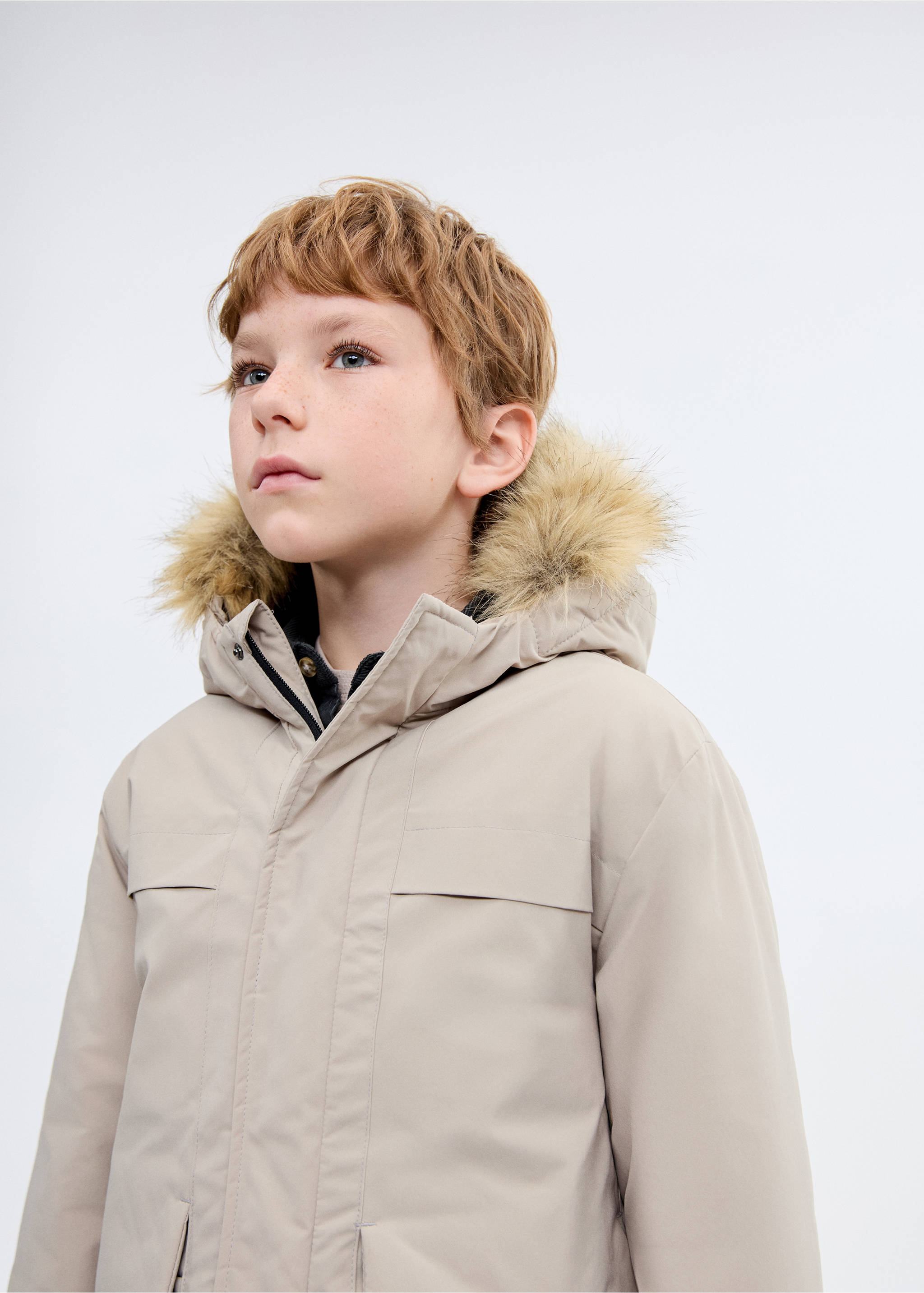 Anorak with shearling-effect hood - Medium plane, Medium Brown. Ref: 17076730-00.