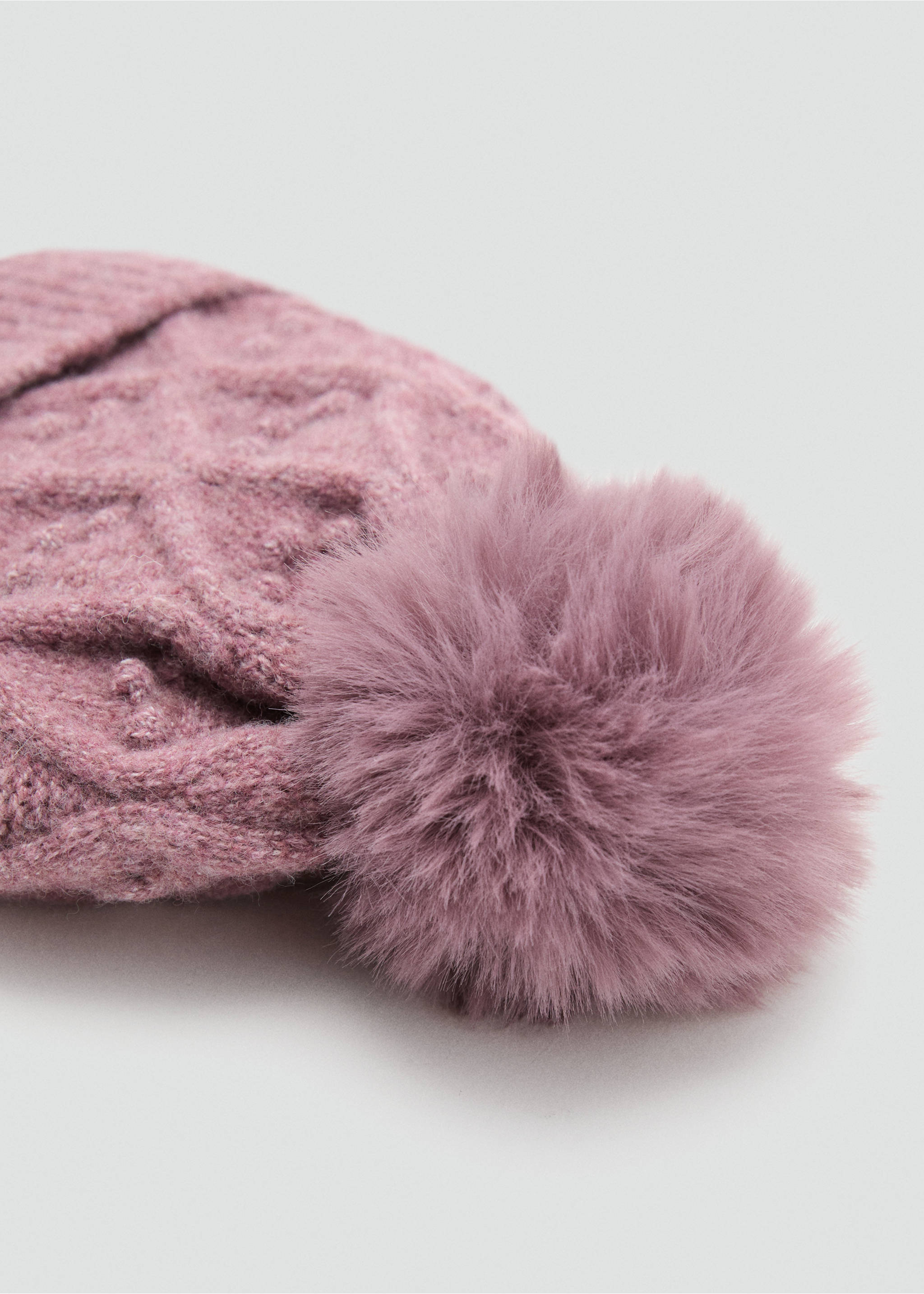 Textured hat with pom-pom - Details of the article 1, Wine. Ref: 17076734-00.