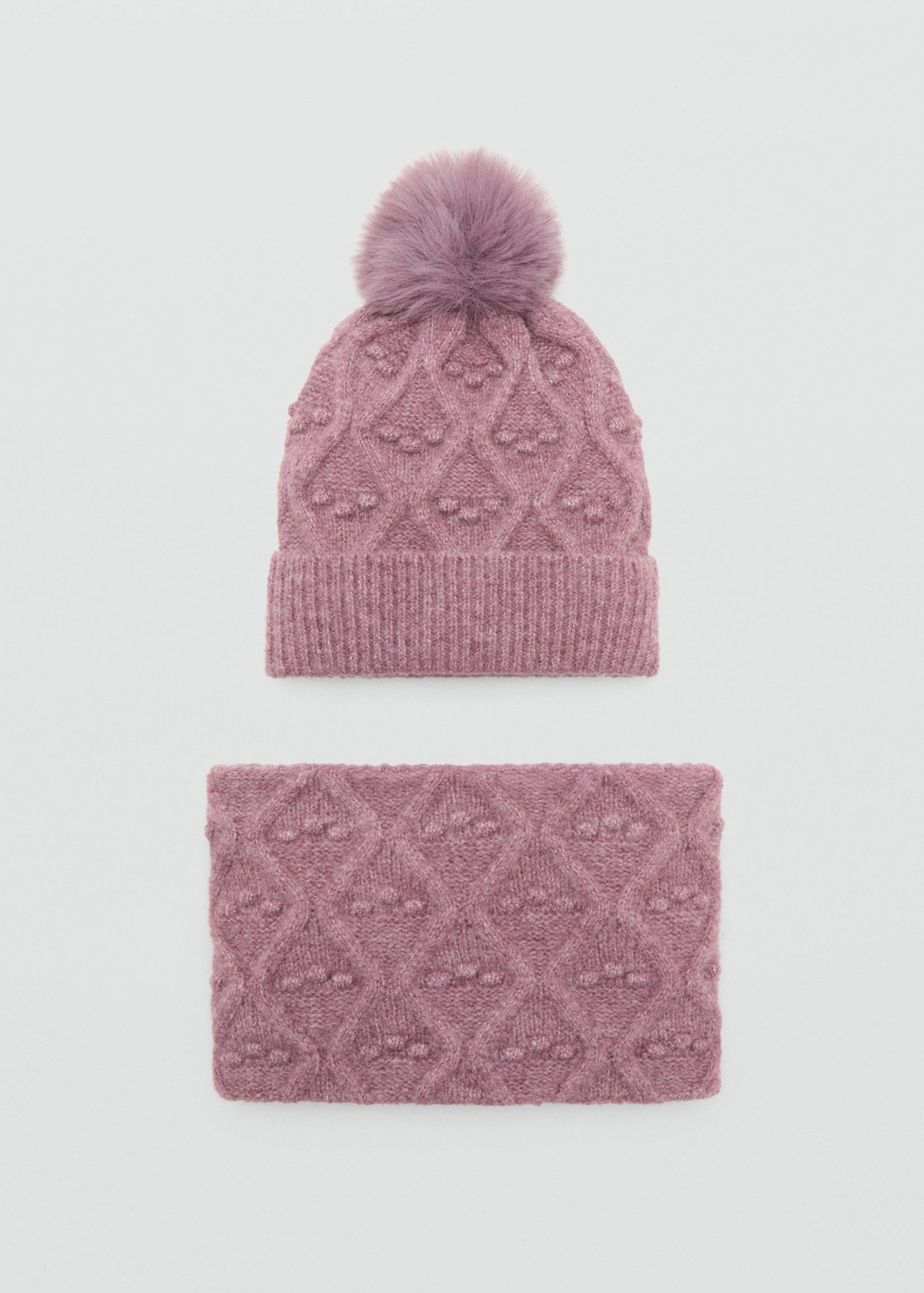 Textured hat with pom-pom - Details of the article 2
