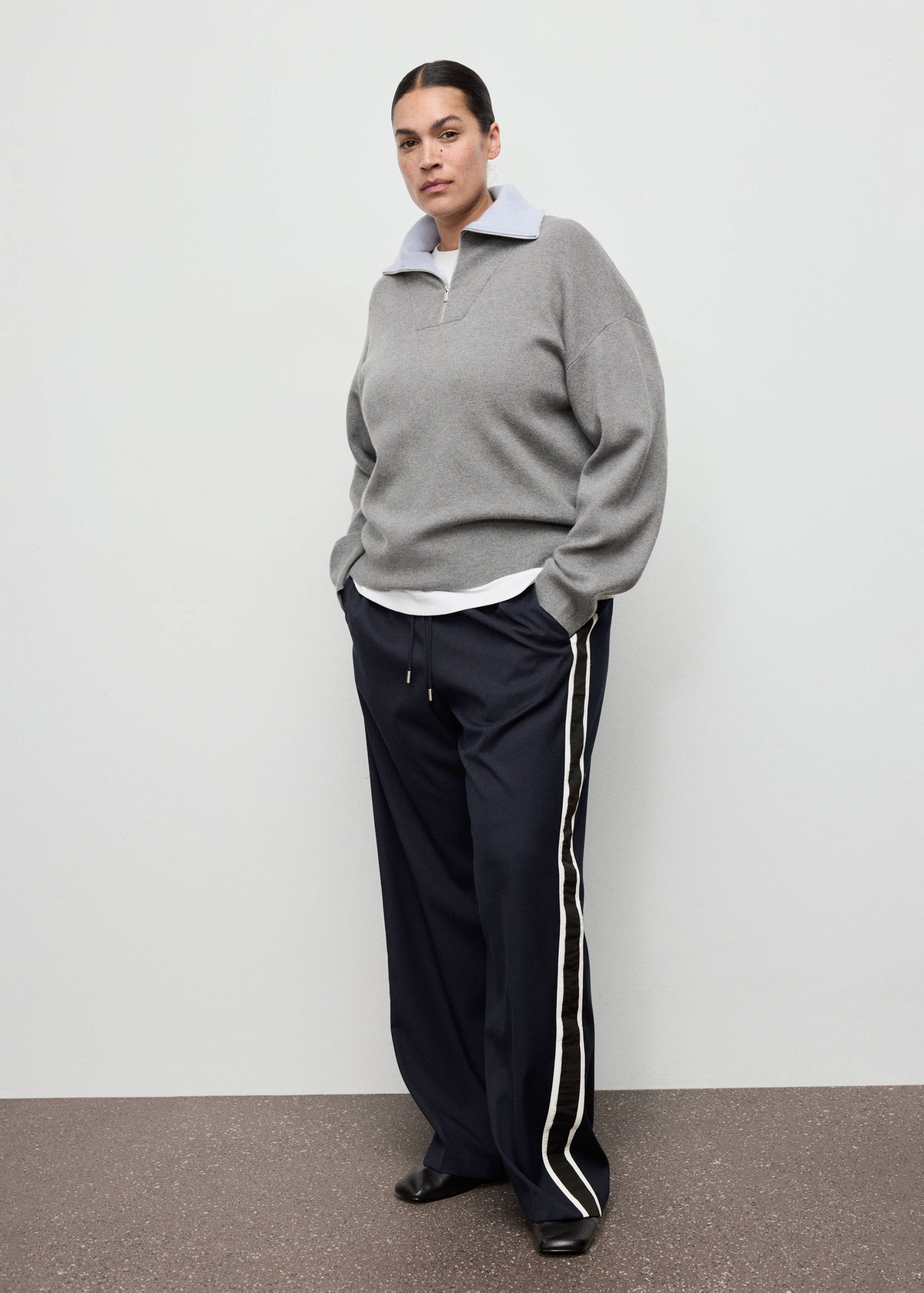 Contrast stripe straight pants - Details of the article 3