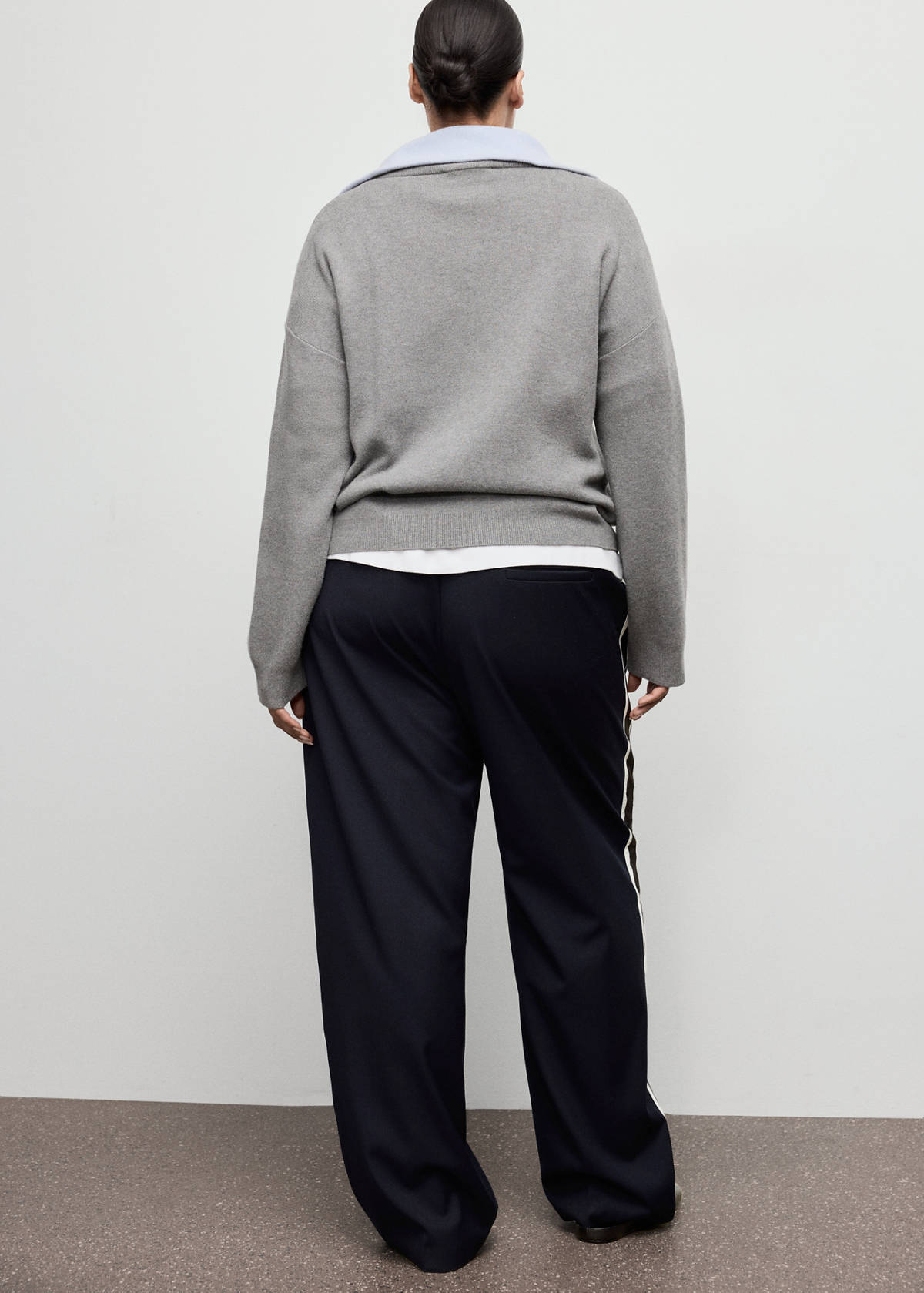 Contrast stripe straight trousers — Navy