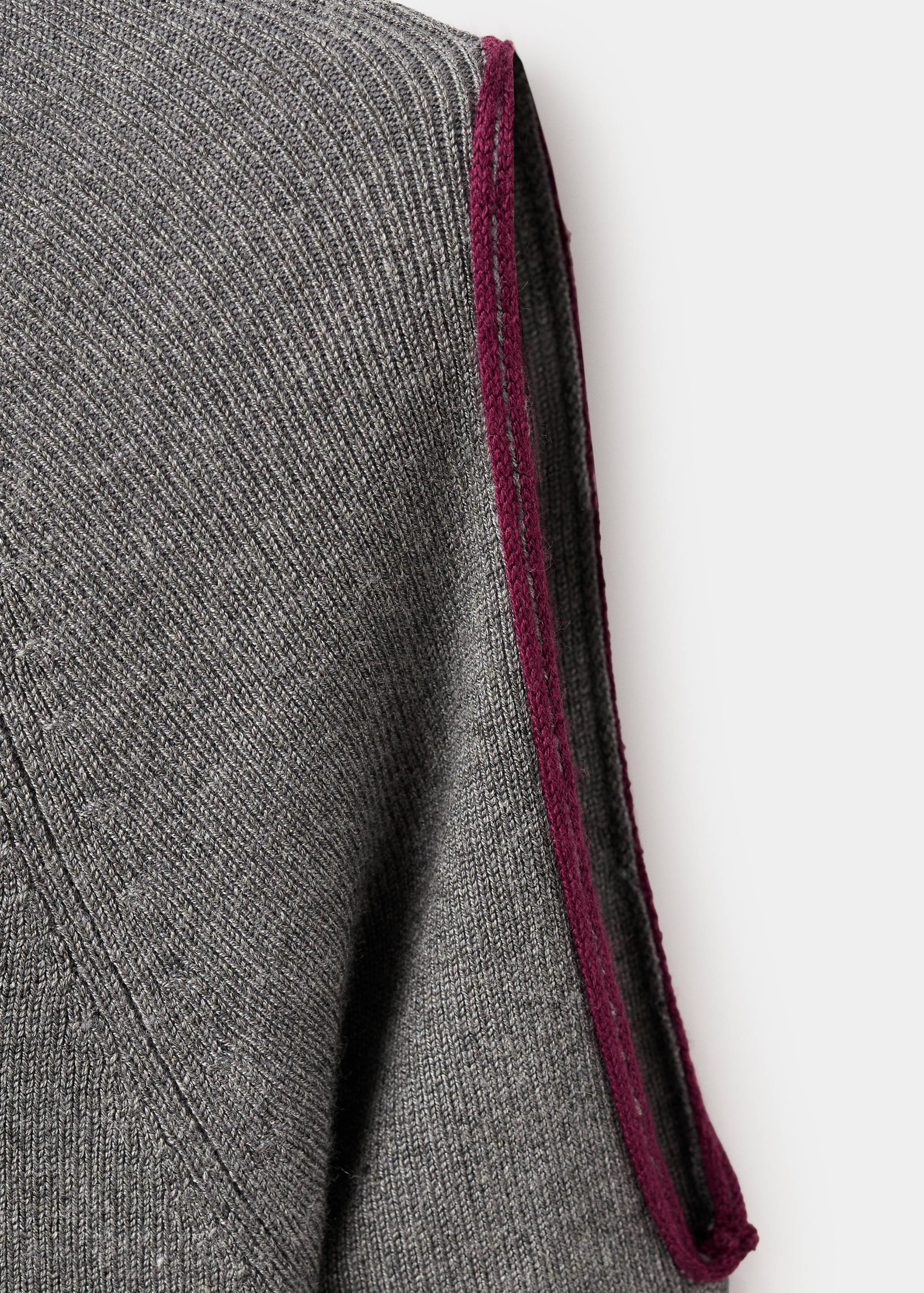 Cut out detaylı tişört - Ürün detayı 8