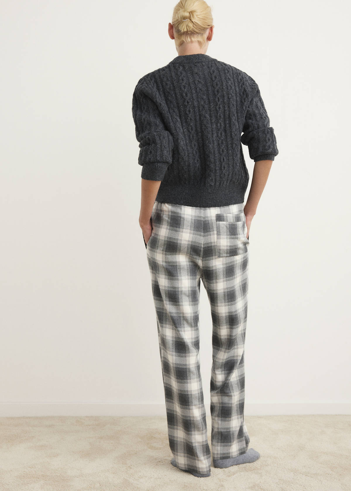 Check flannel trousers — Grey