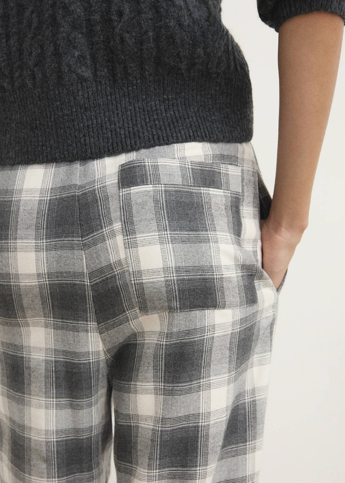 Check flannel trousers — Grey