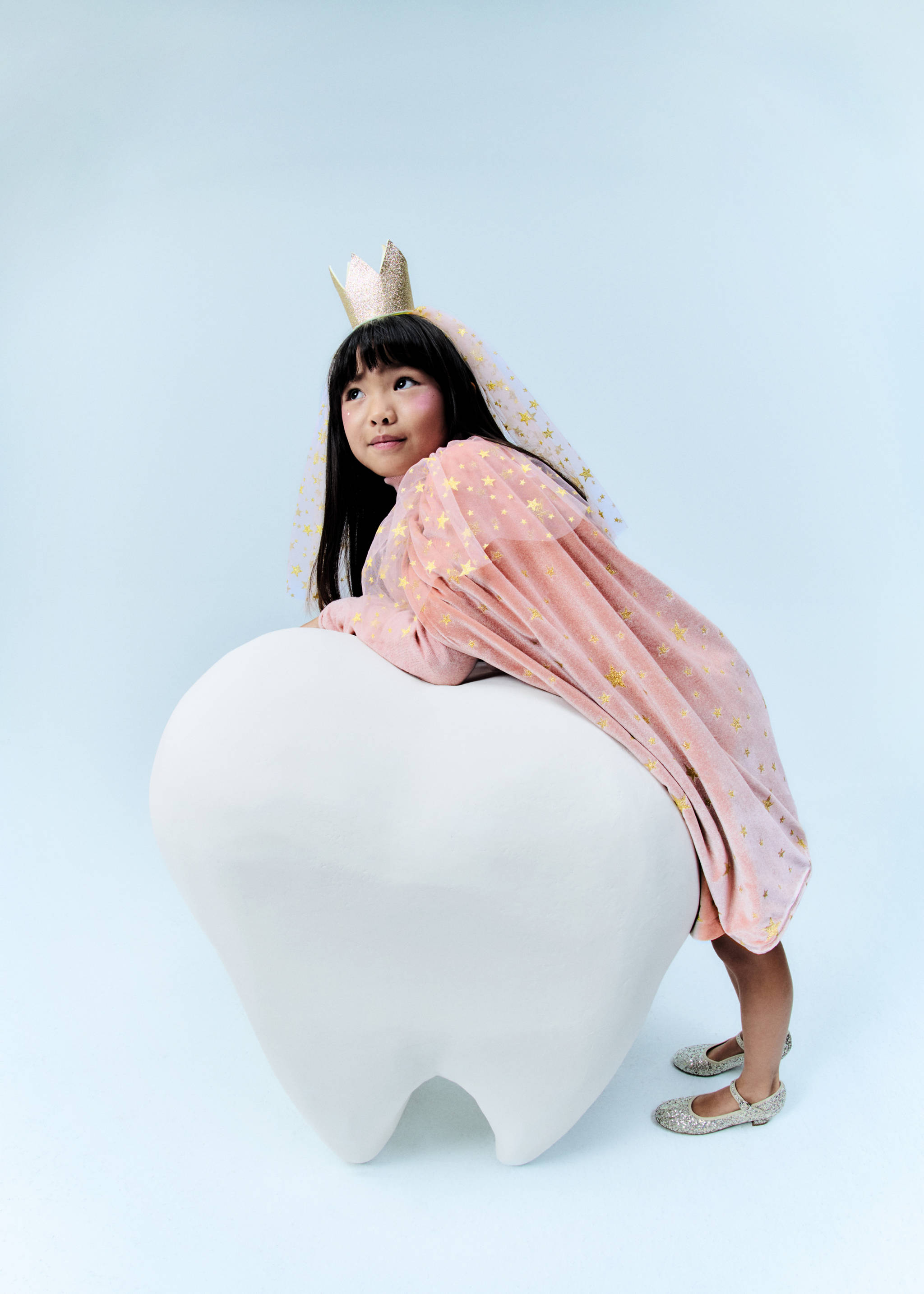 Tulle cape with glitter stars - Details of the article 6