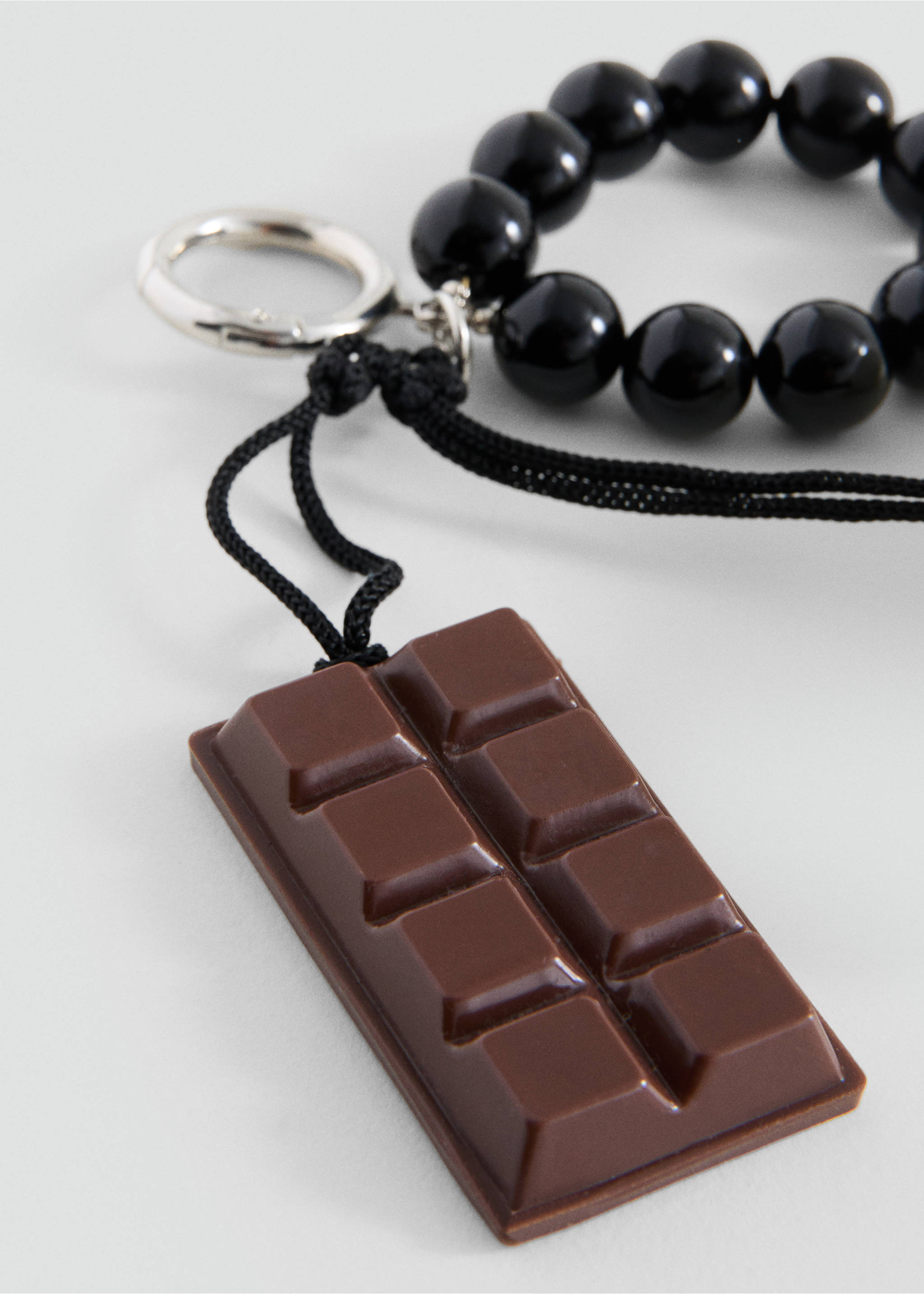 Combined leading keychain - Medium plane, Brown. Ref: 17077138-00.