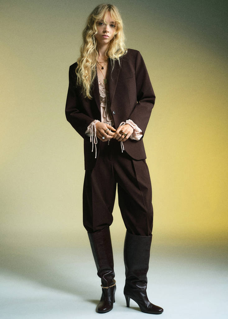 Heeled leather boots — Burgundy