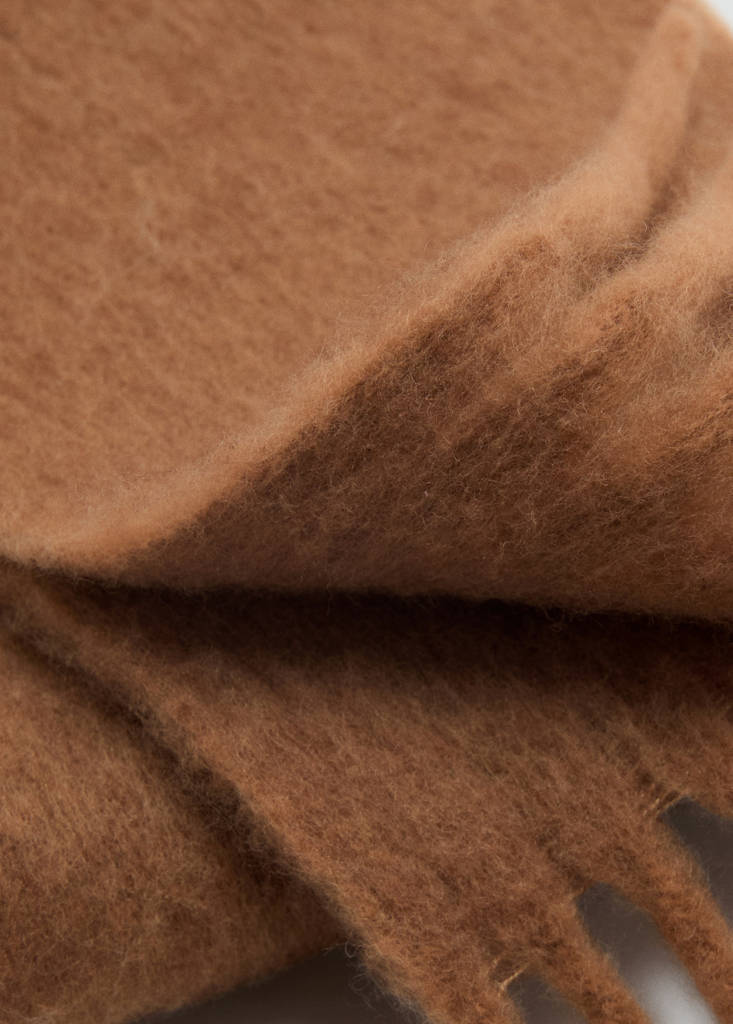 Fringed edge scarf — Medium Brown
