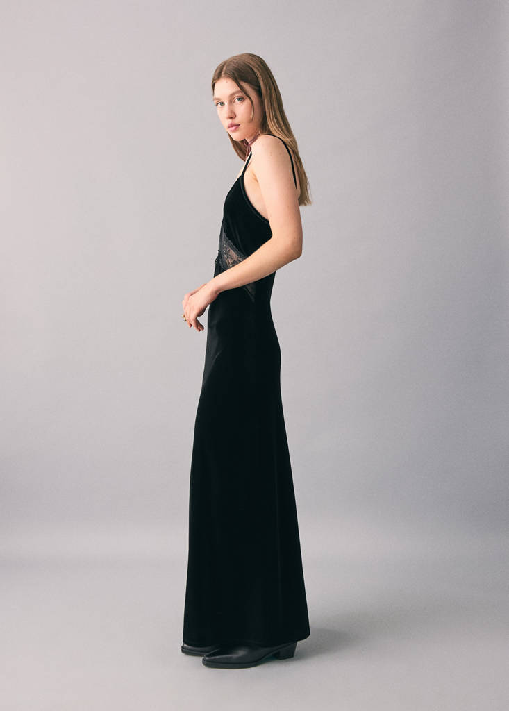 Long lace dress — Black