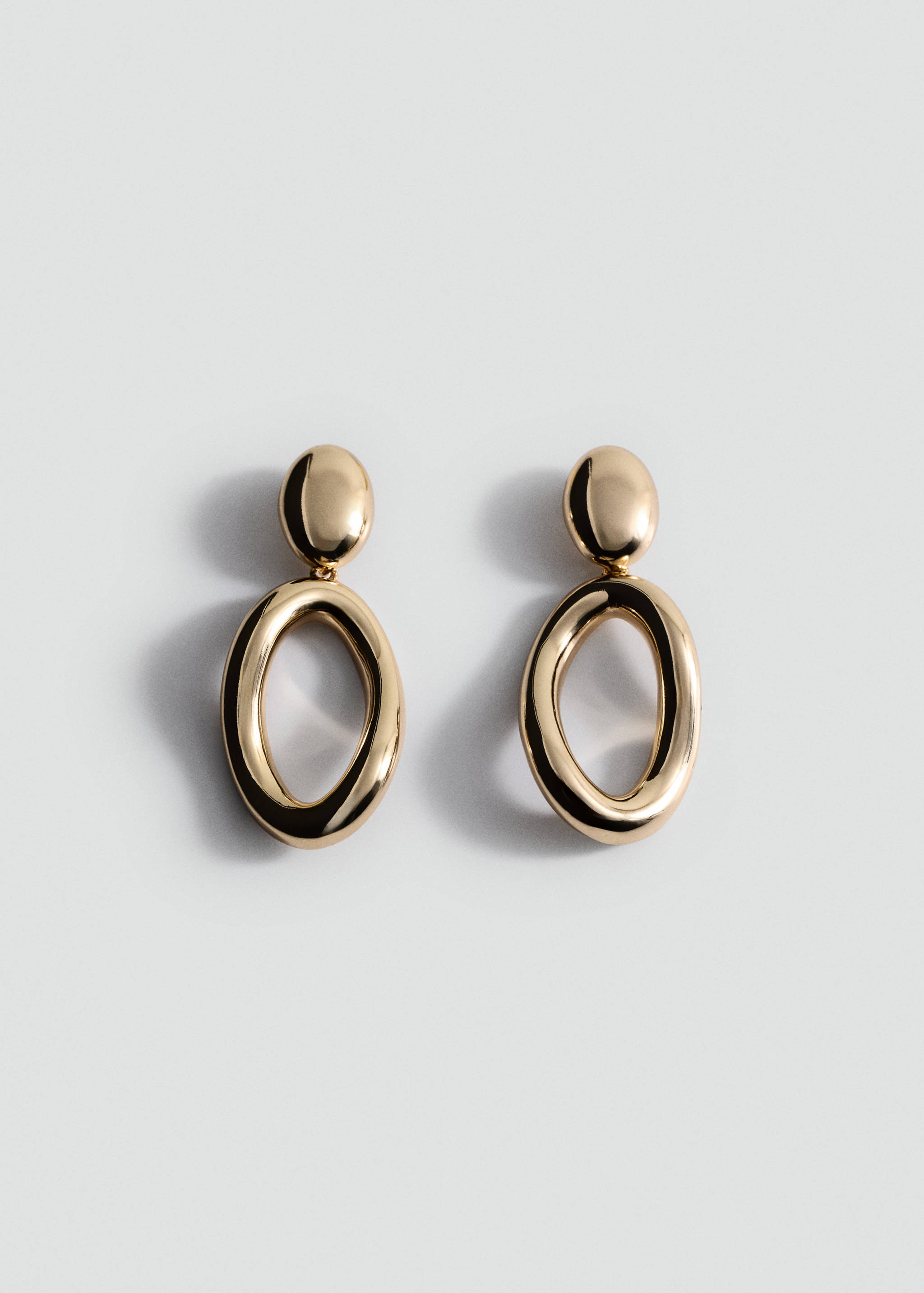 Twisted hoop earrings - Article without model
