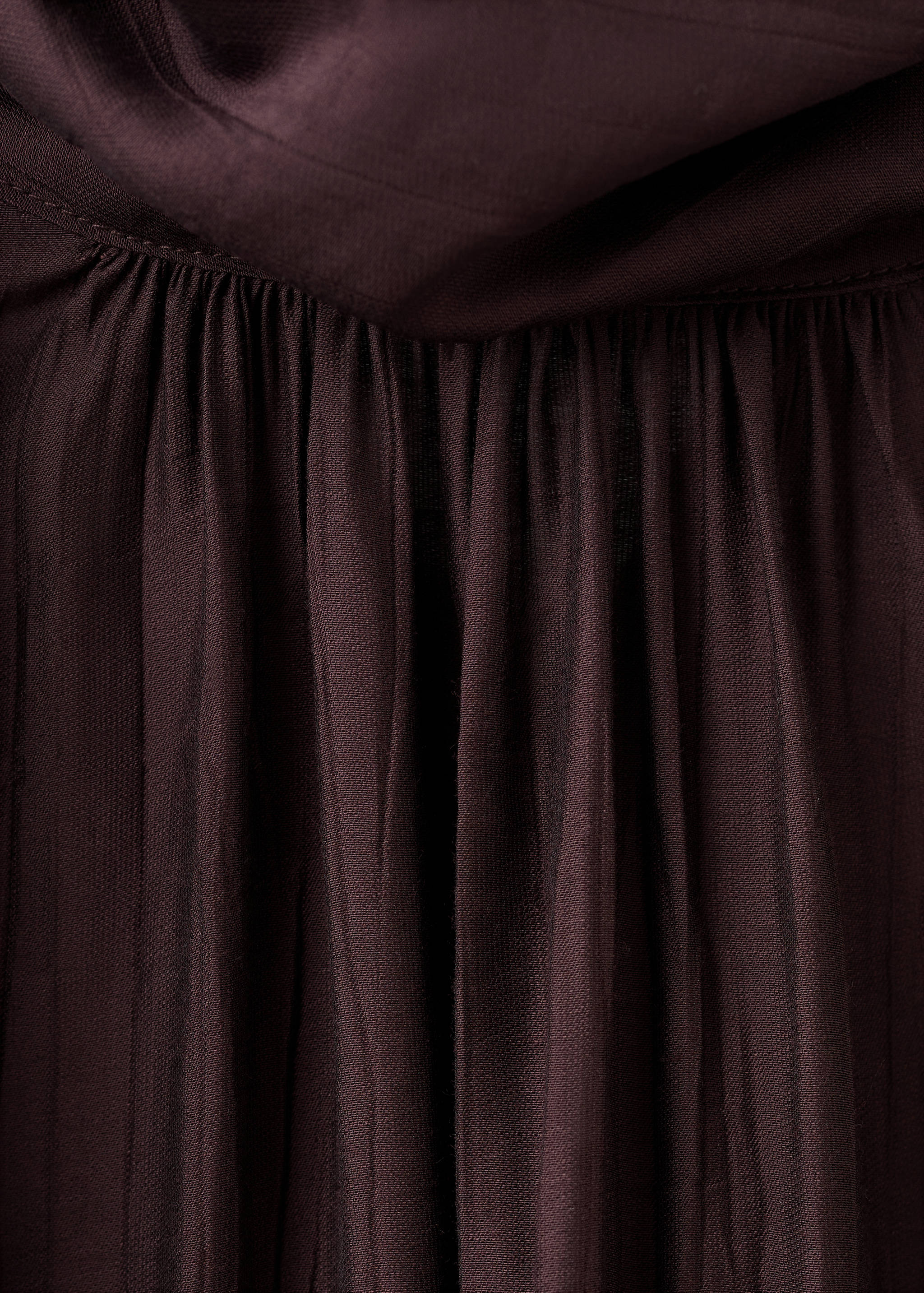 Blusa com textura e echarpe - Pormenor do artigo 8