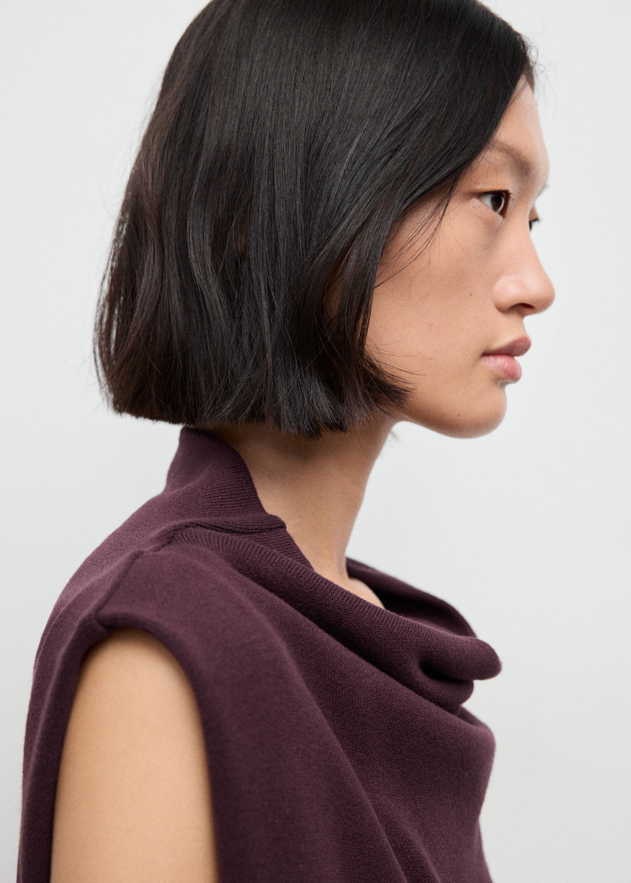 Draped neck top - Details of the article 1
