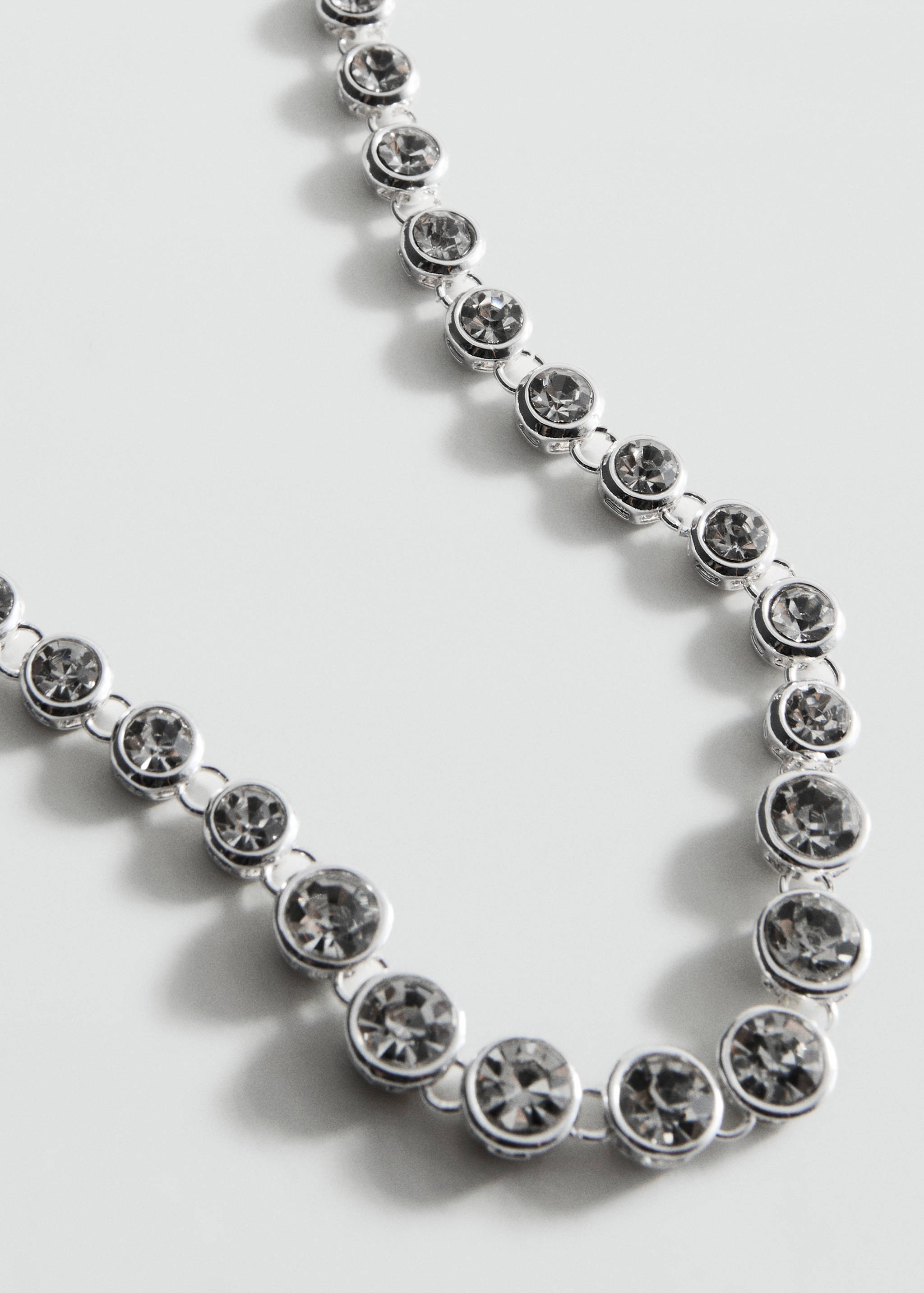 Collier cristaux - Plan moyen