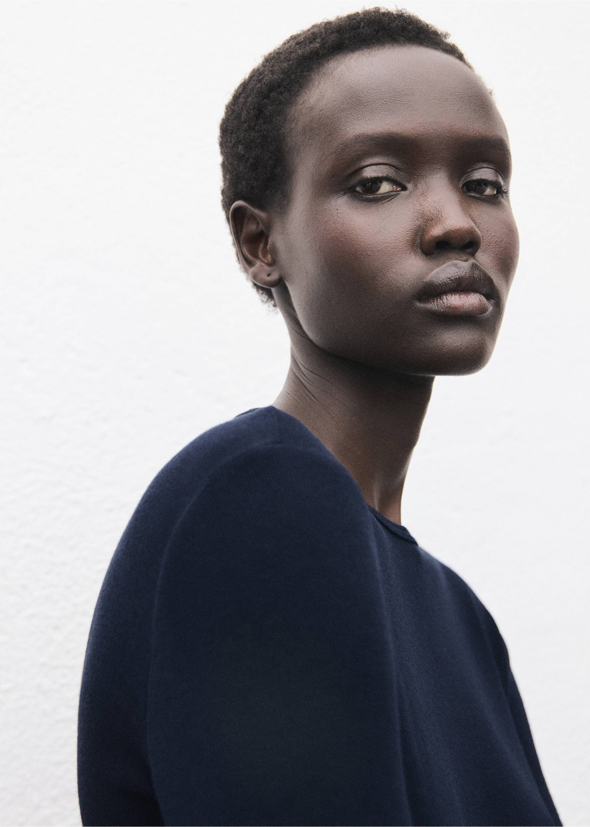 Ribbed long-sleeved t-shirt - Details of the article 1, Night Blue. Ref: 17077807-00.