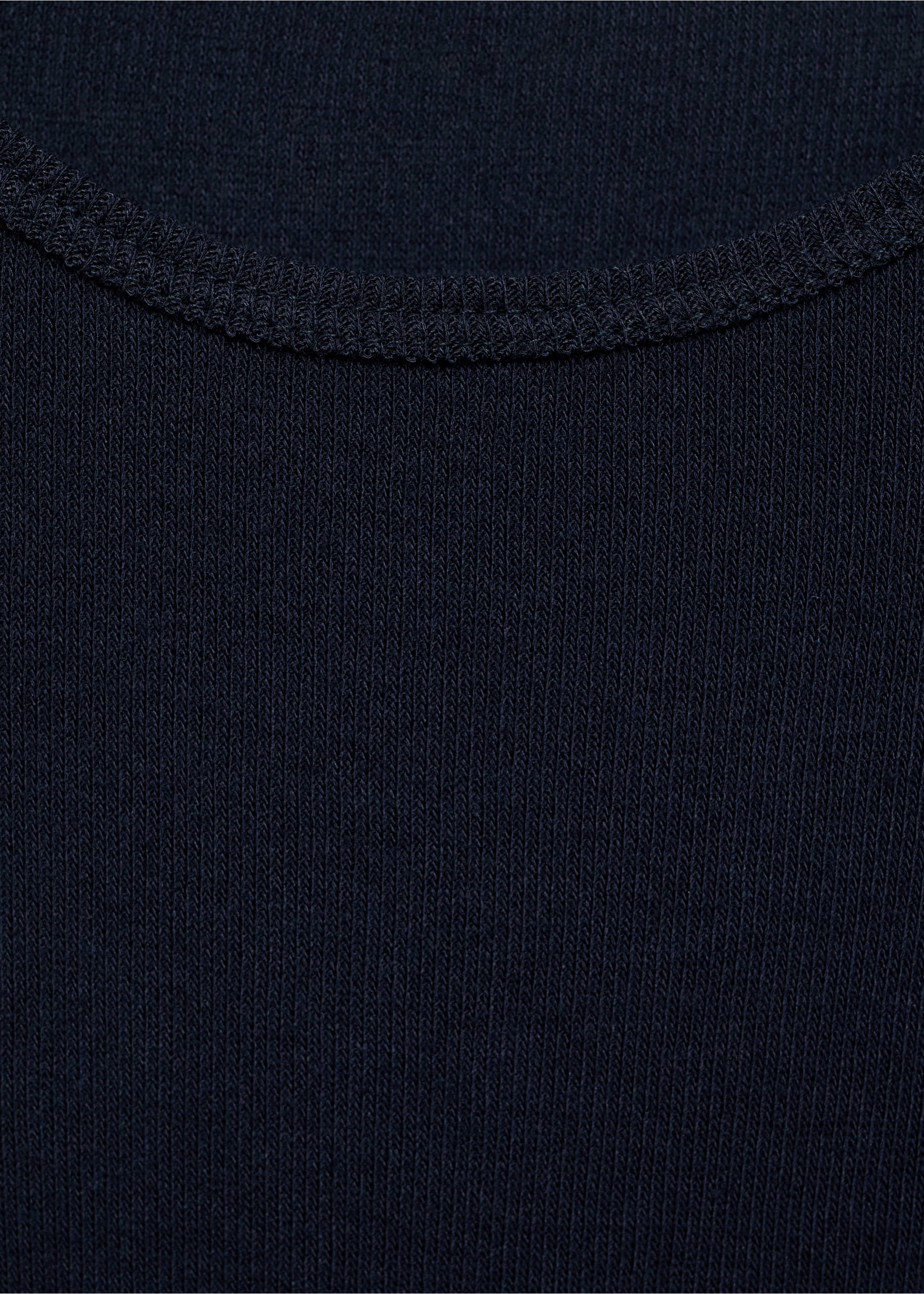 Ribbed long-sleeved t-shirt - Details of the article 8, Night Blue. Ref: 17077807-00.