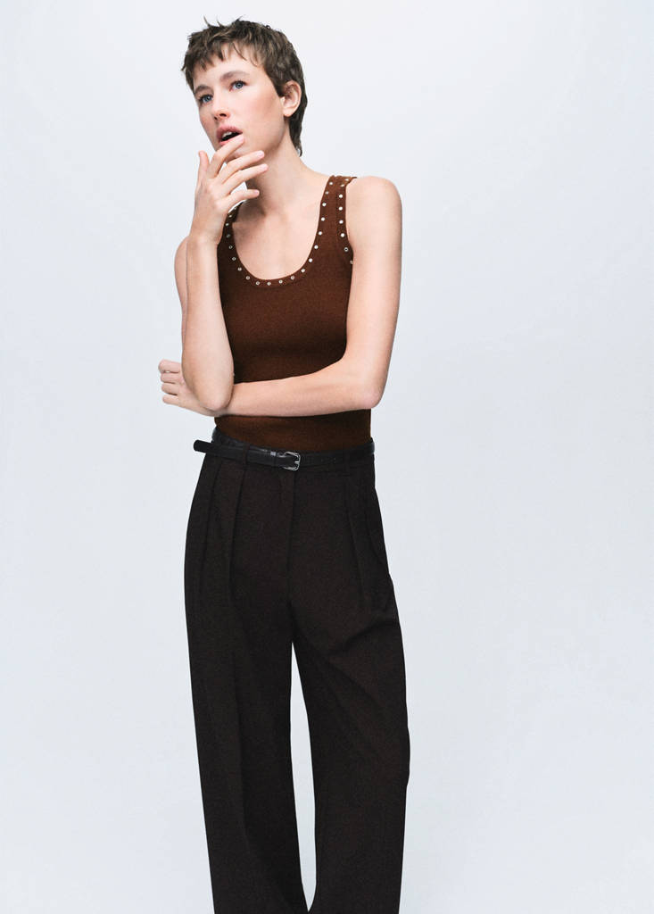 Knitted top with studs — Brown