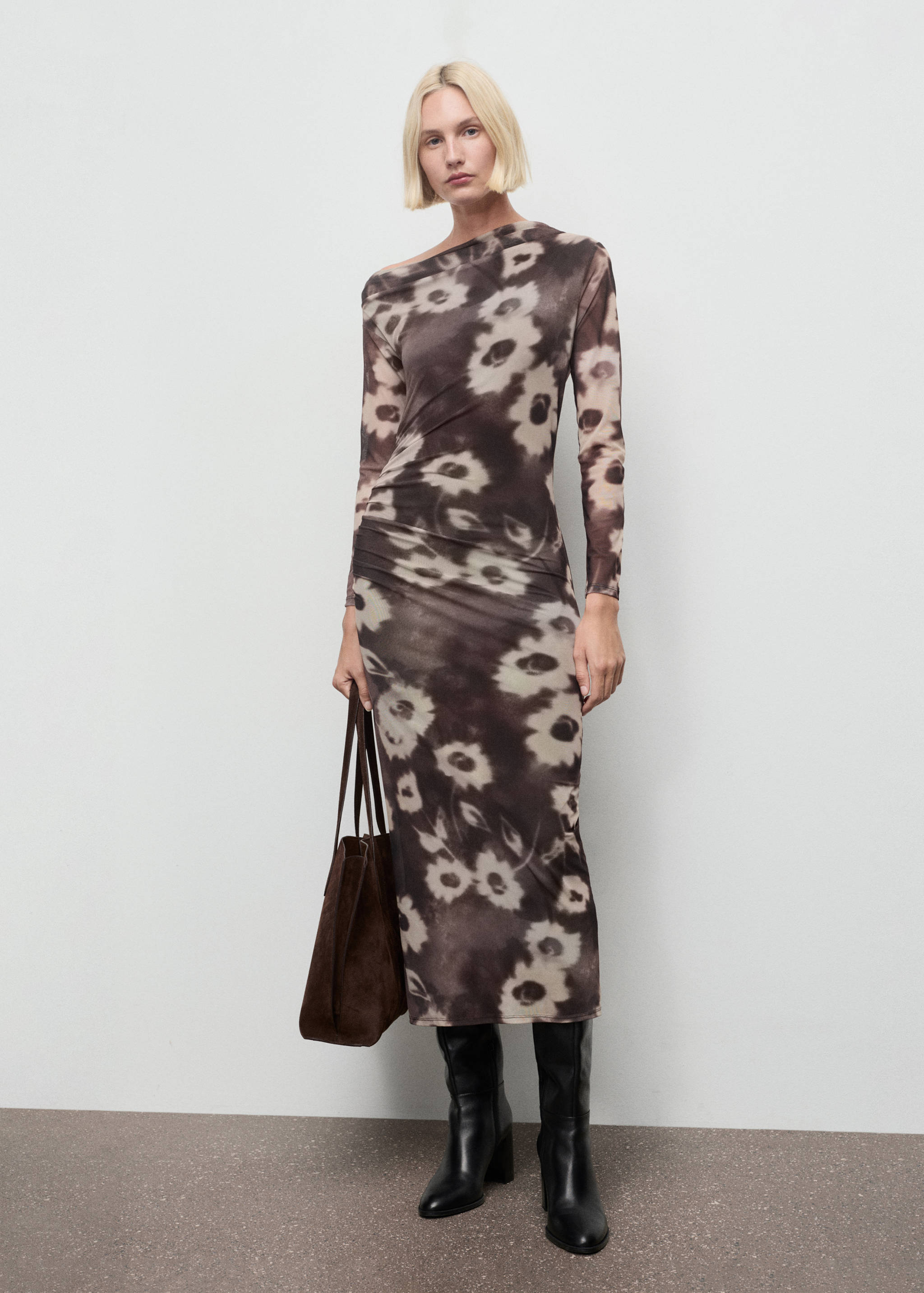 Asymmetrisches Kleid mit floralem Print - Allgemeine Ansicht