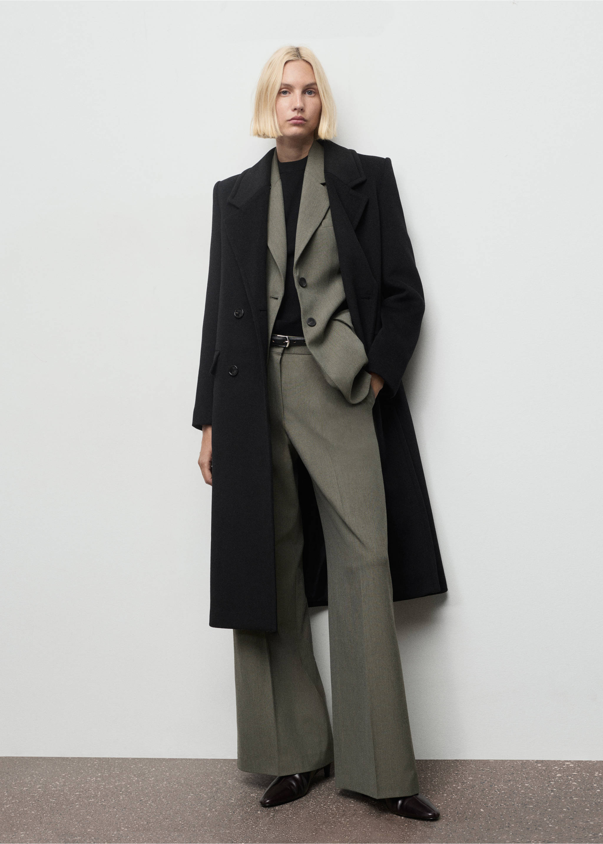 Pleated straight-leg suit trousers - General plane, Pastel Green. Ref: 17077818-00.