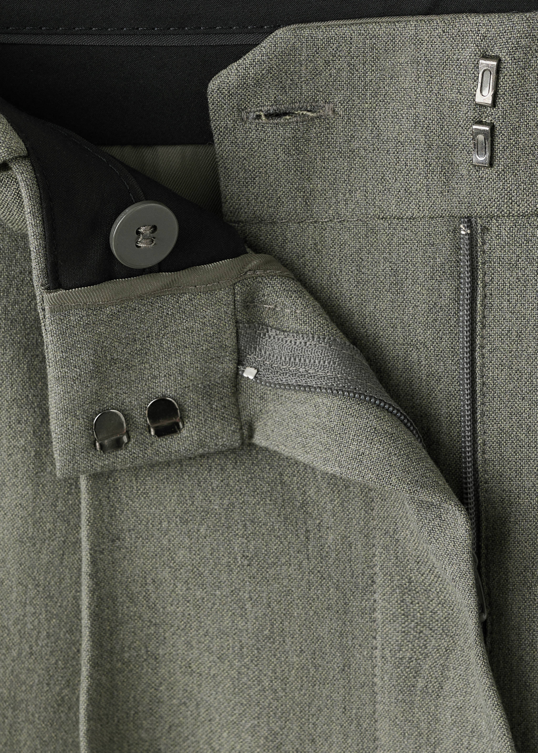 Pleated straight-leg suit trousers - Details of the article 8