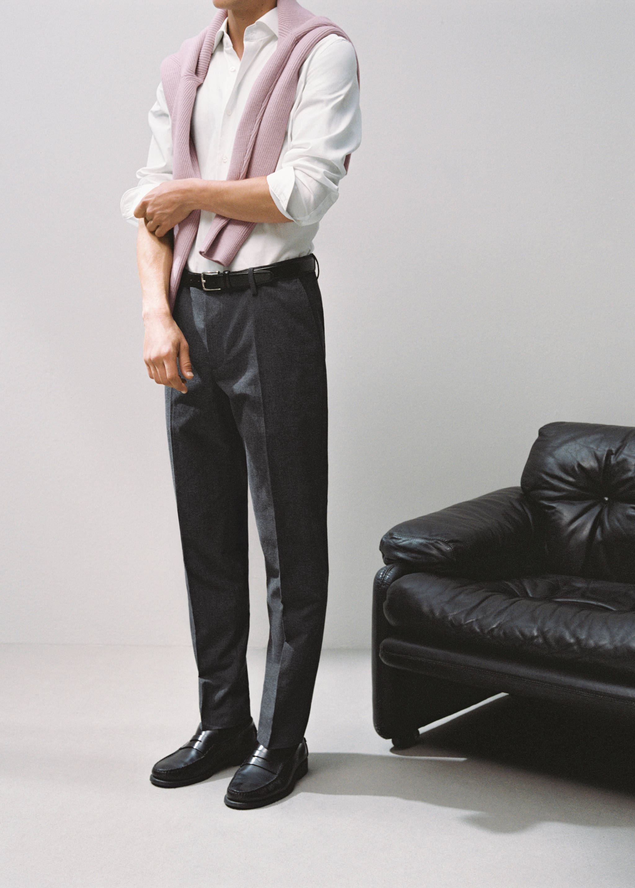 Slim-fit flannel trousers - Details of the article 5