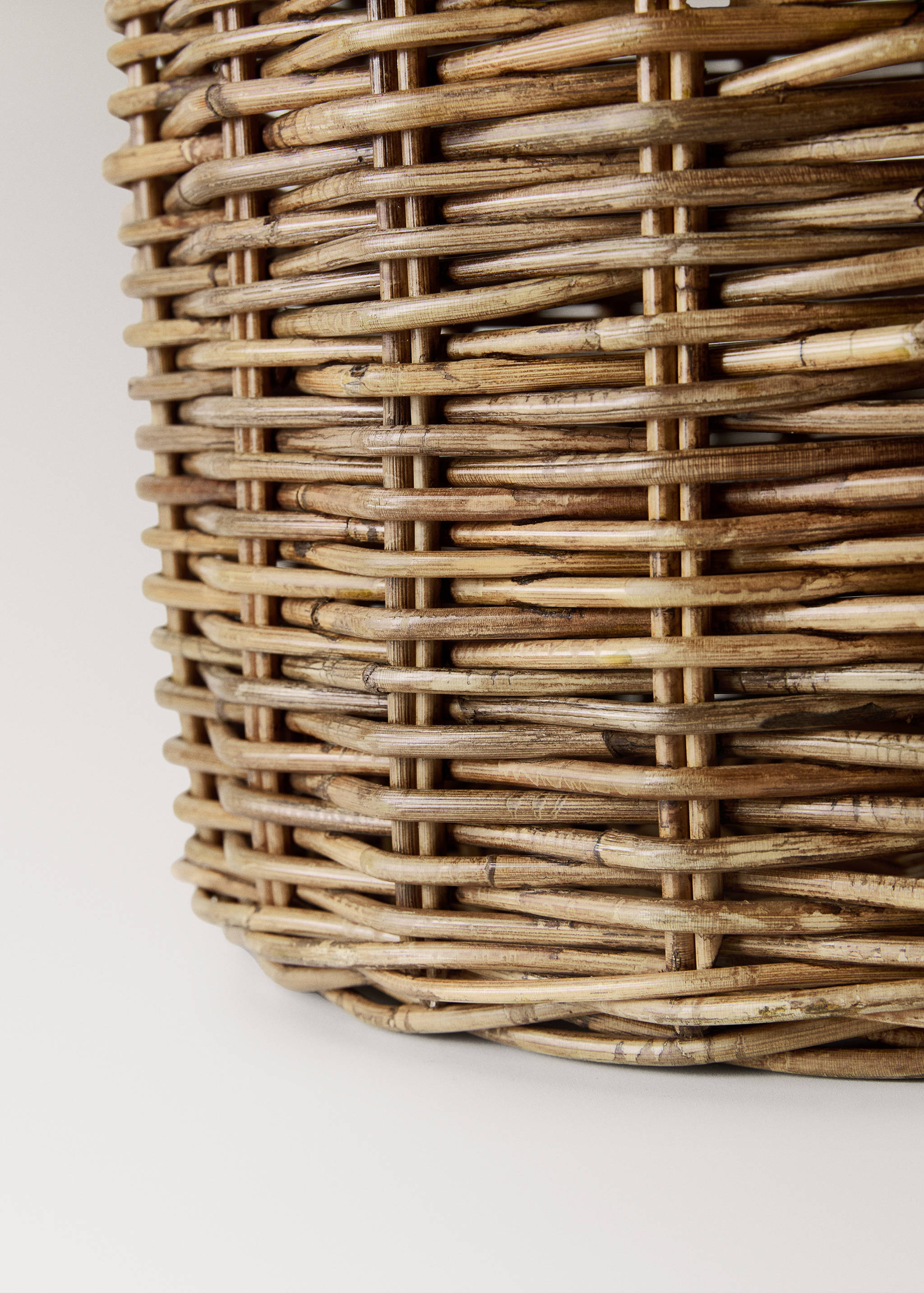 Large rattan basket - Details of the article 3