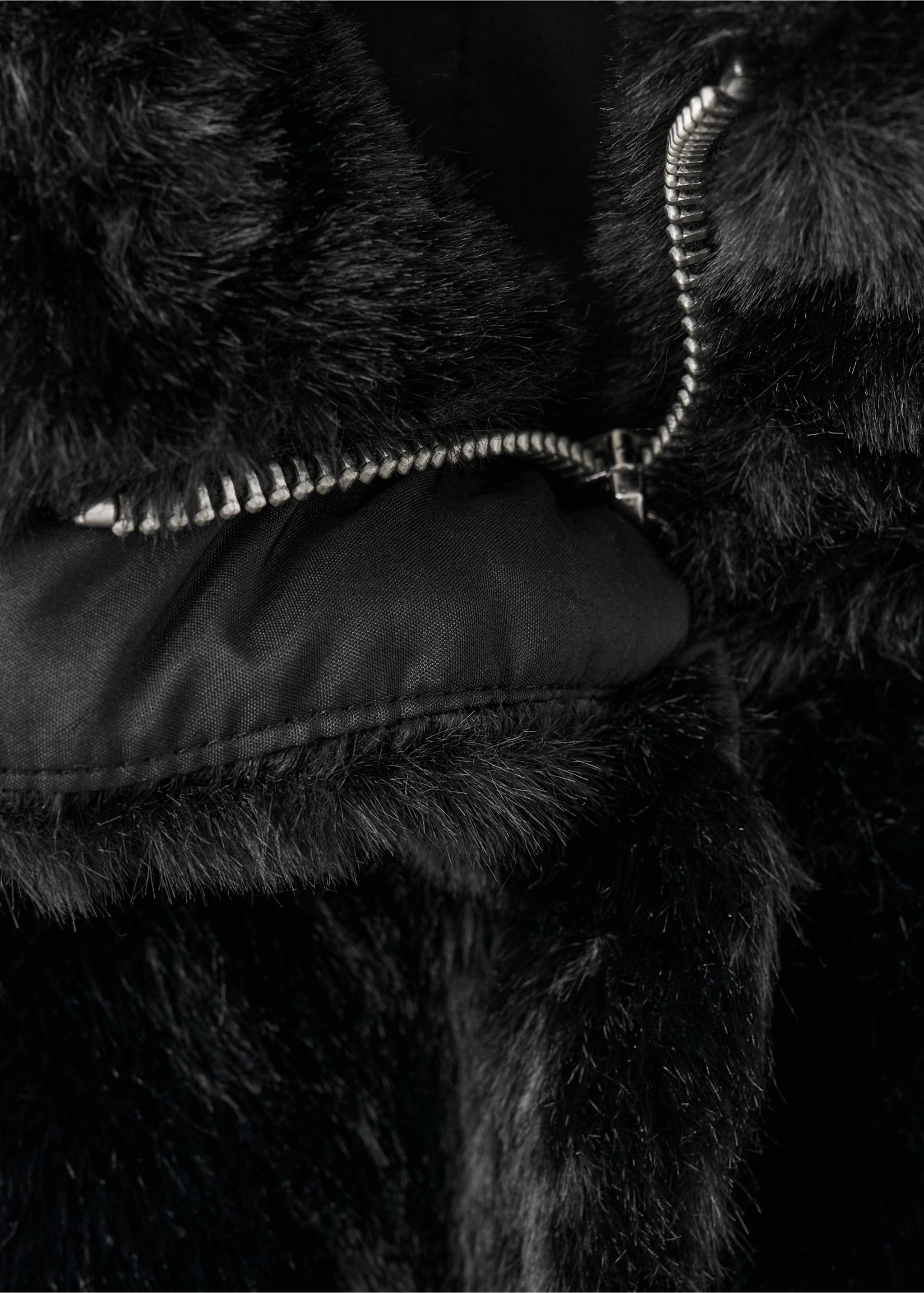 Куртка из искусственного меха - Деталь изделия 8, Черный. Ref: 17077903-00.