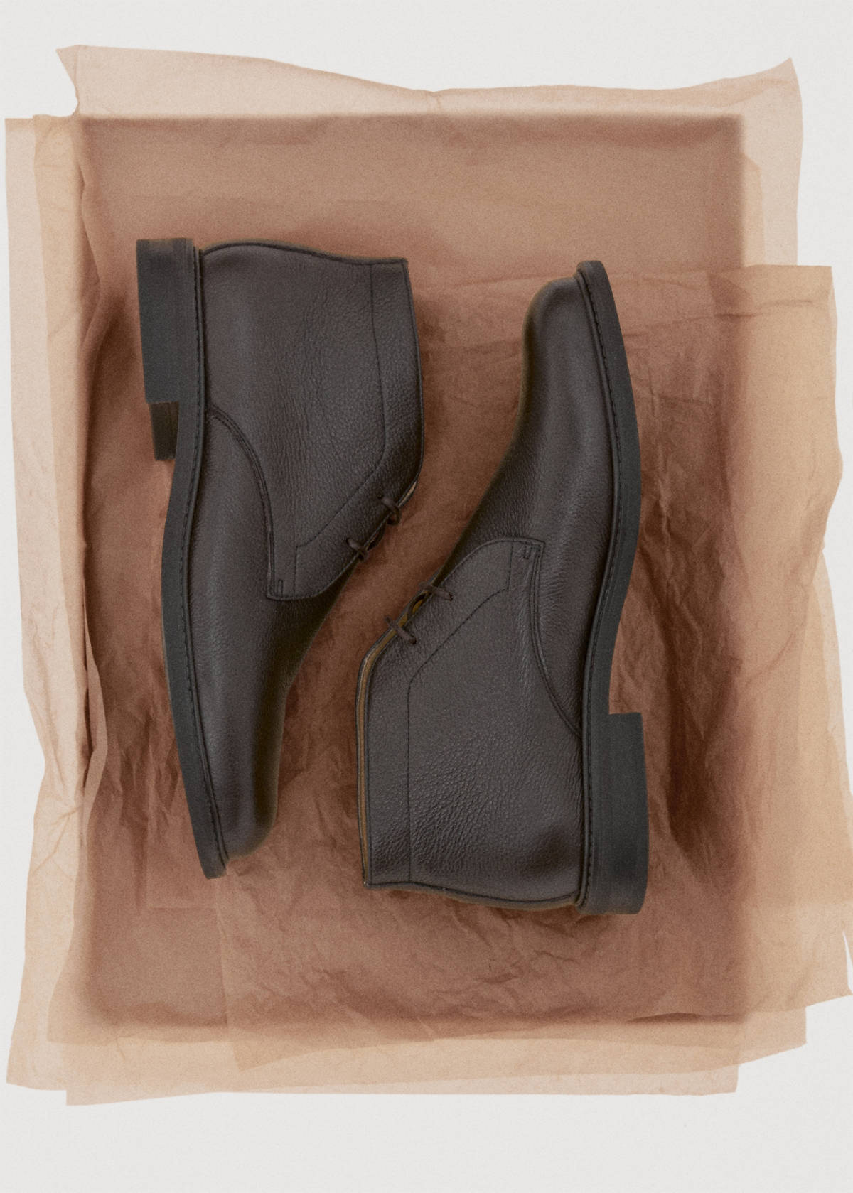 Lace-up leather ankle boots — Chocolate