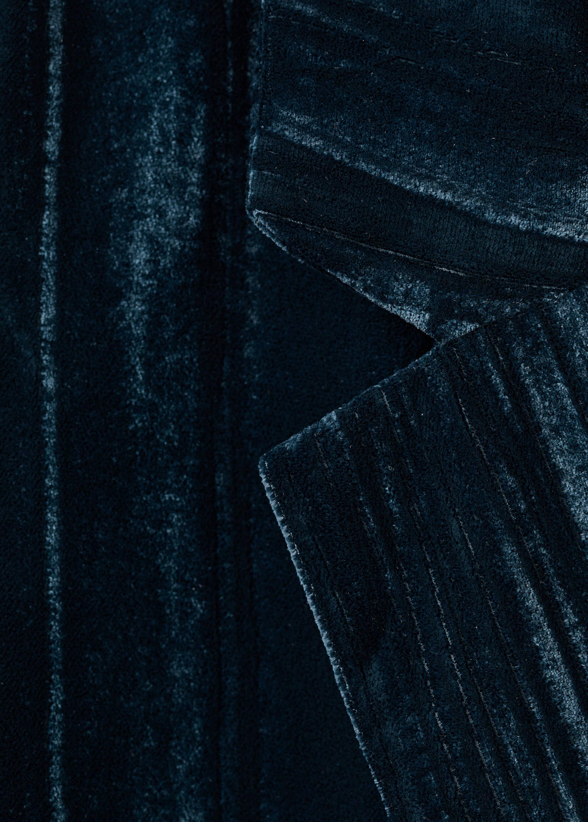 Velvet jacket - Details of the article 8