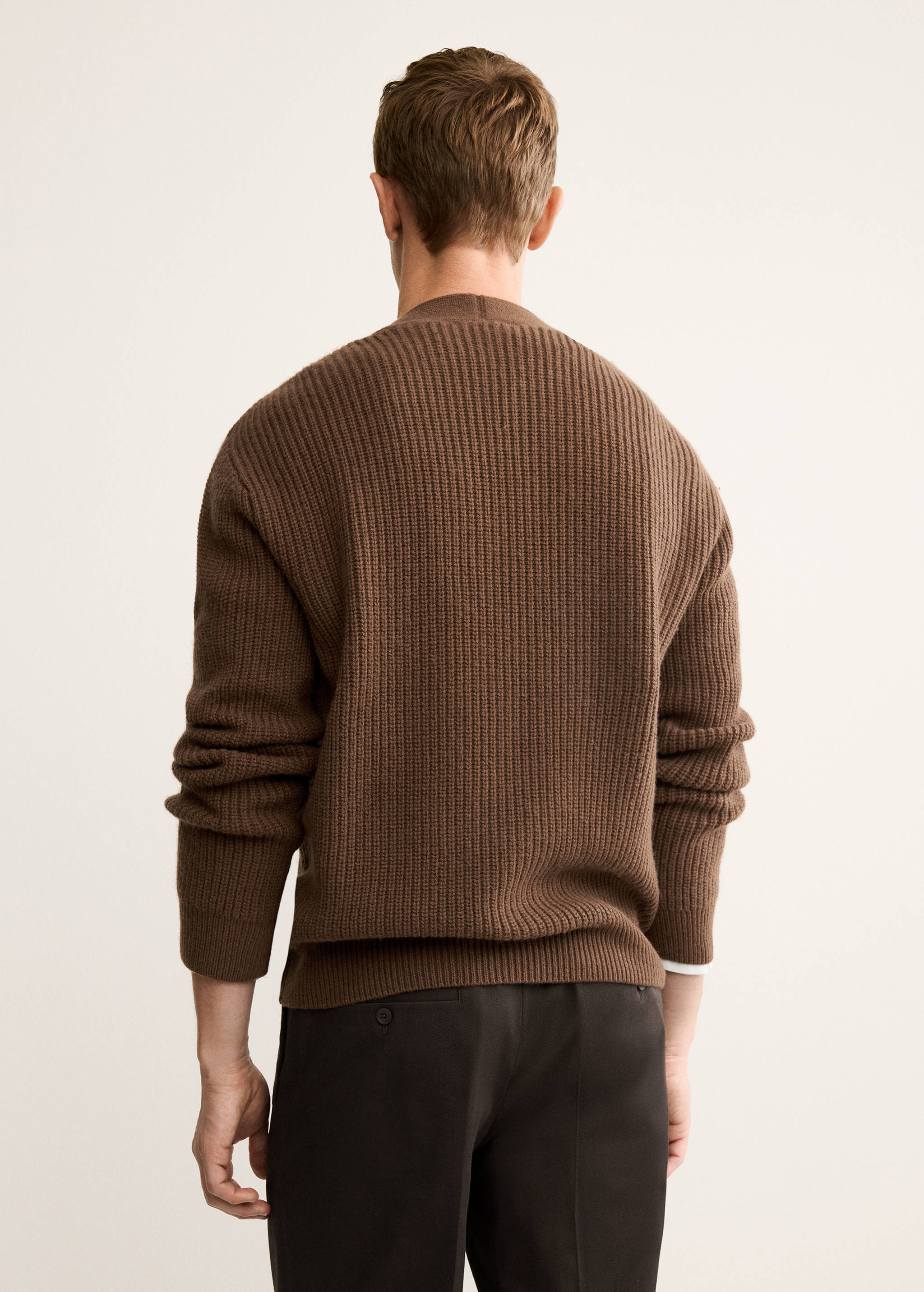 100% wool cardigan with buttons - Reverse of the article