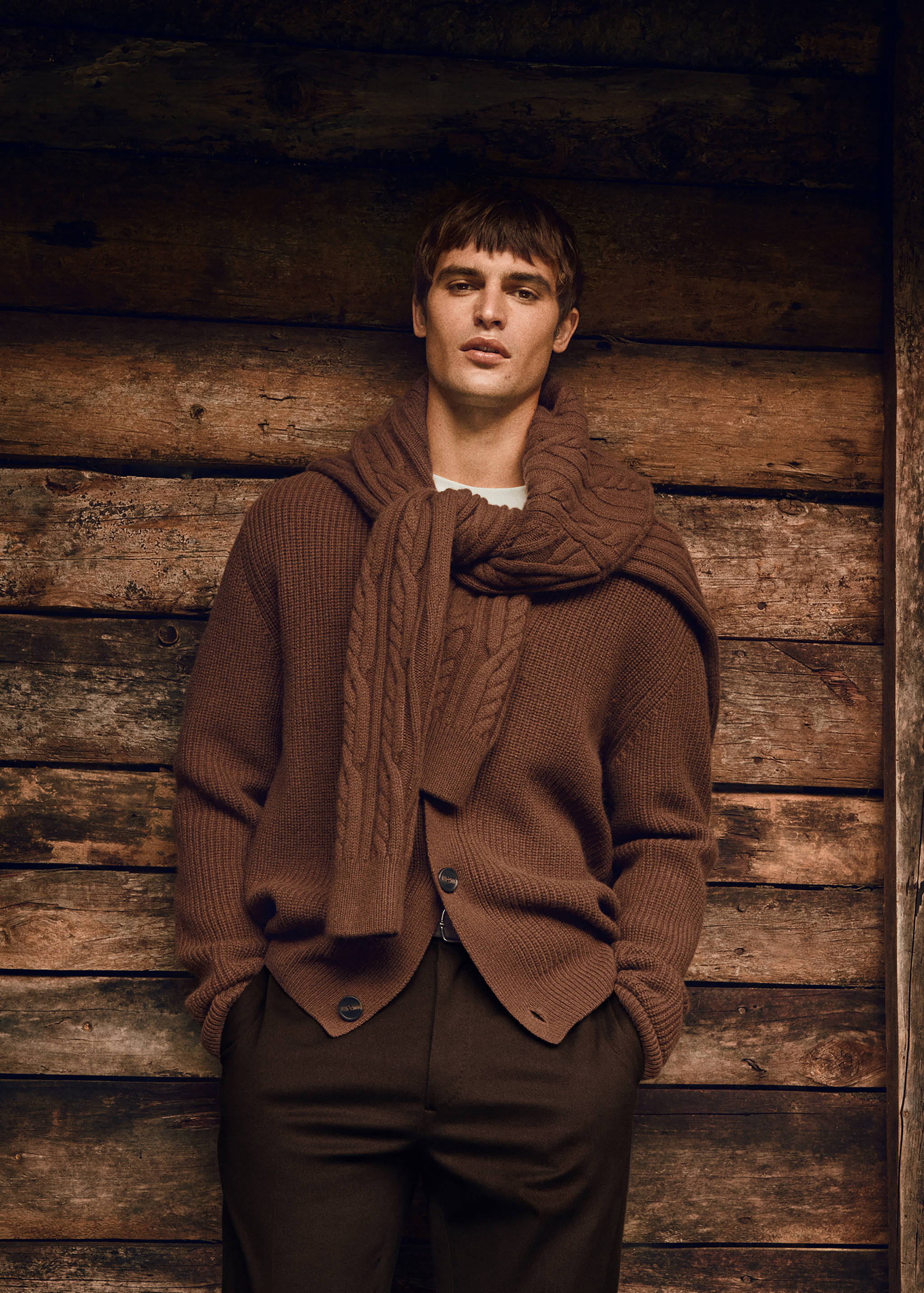 100% wool cardigan with buttons - Details of the article 5
