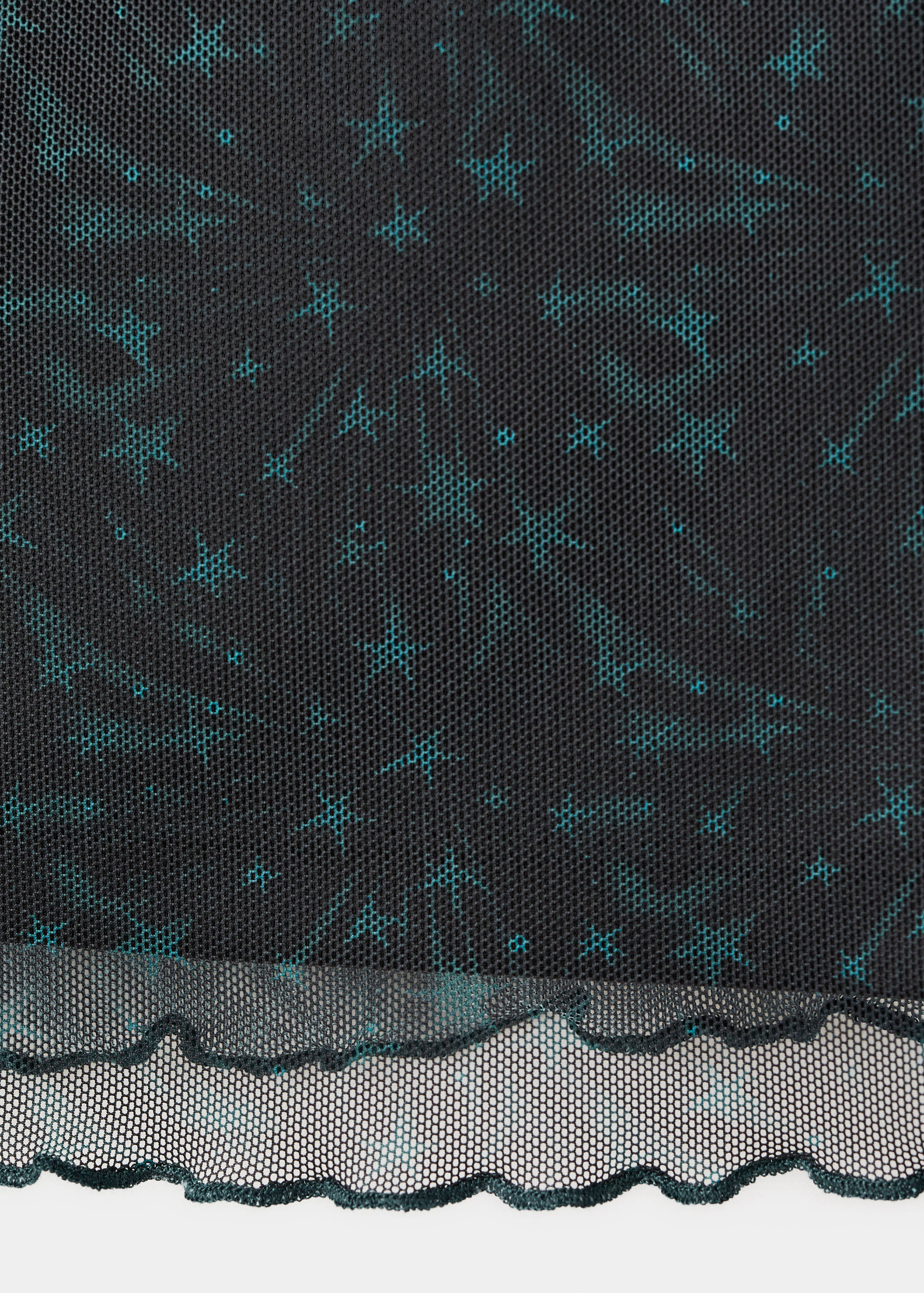 Футболка из тюля со звездочками - Деталь изделия 0