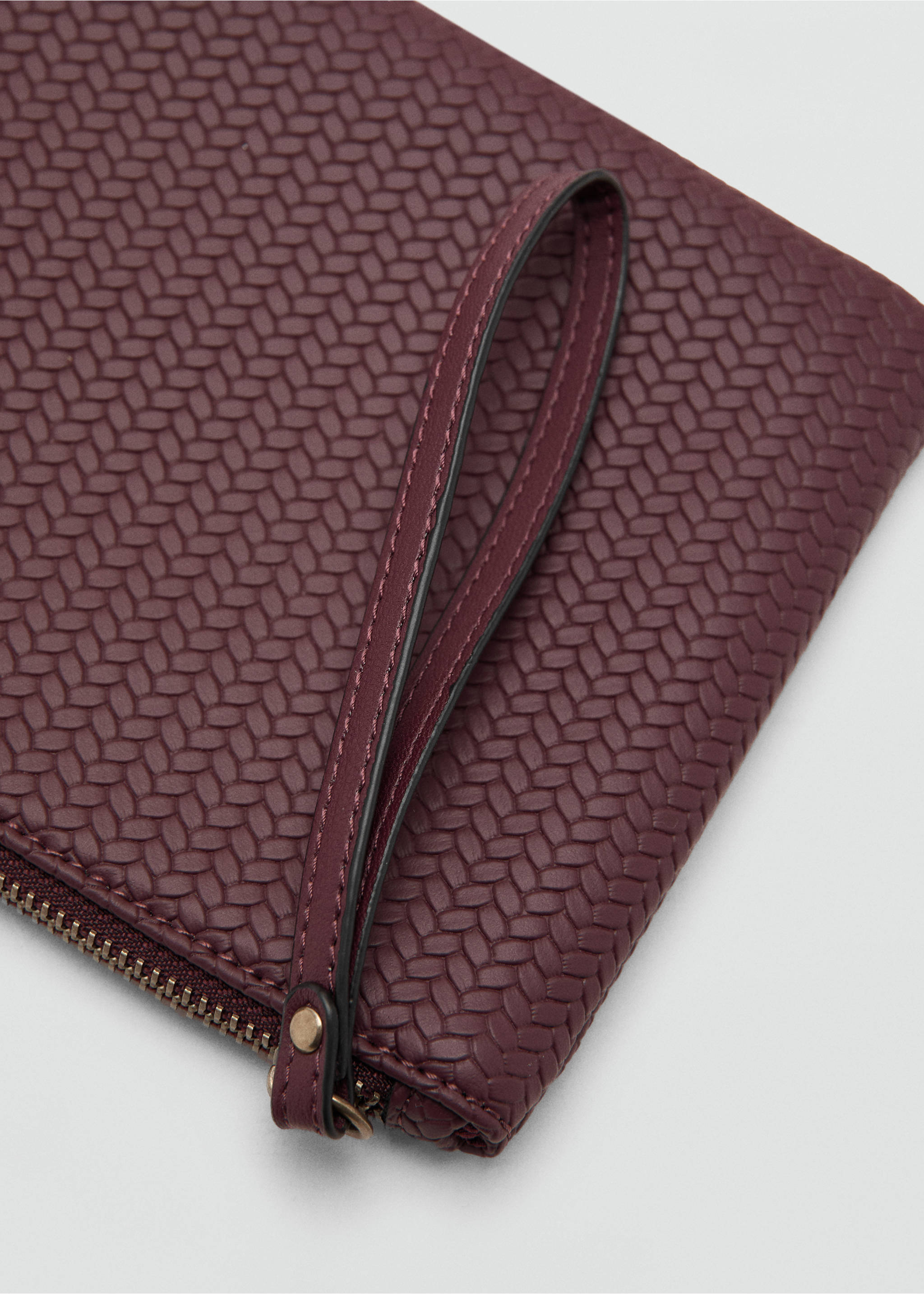 Клатч с эффектом плетения - Деталь изделия 1, Бургундия. Ref: 17078282-00.
