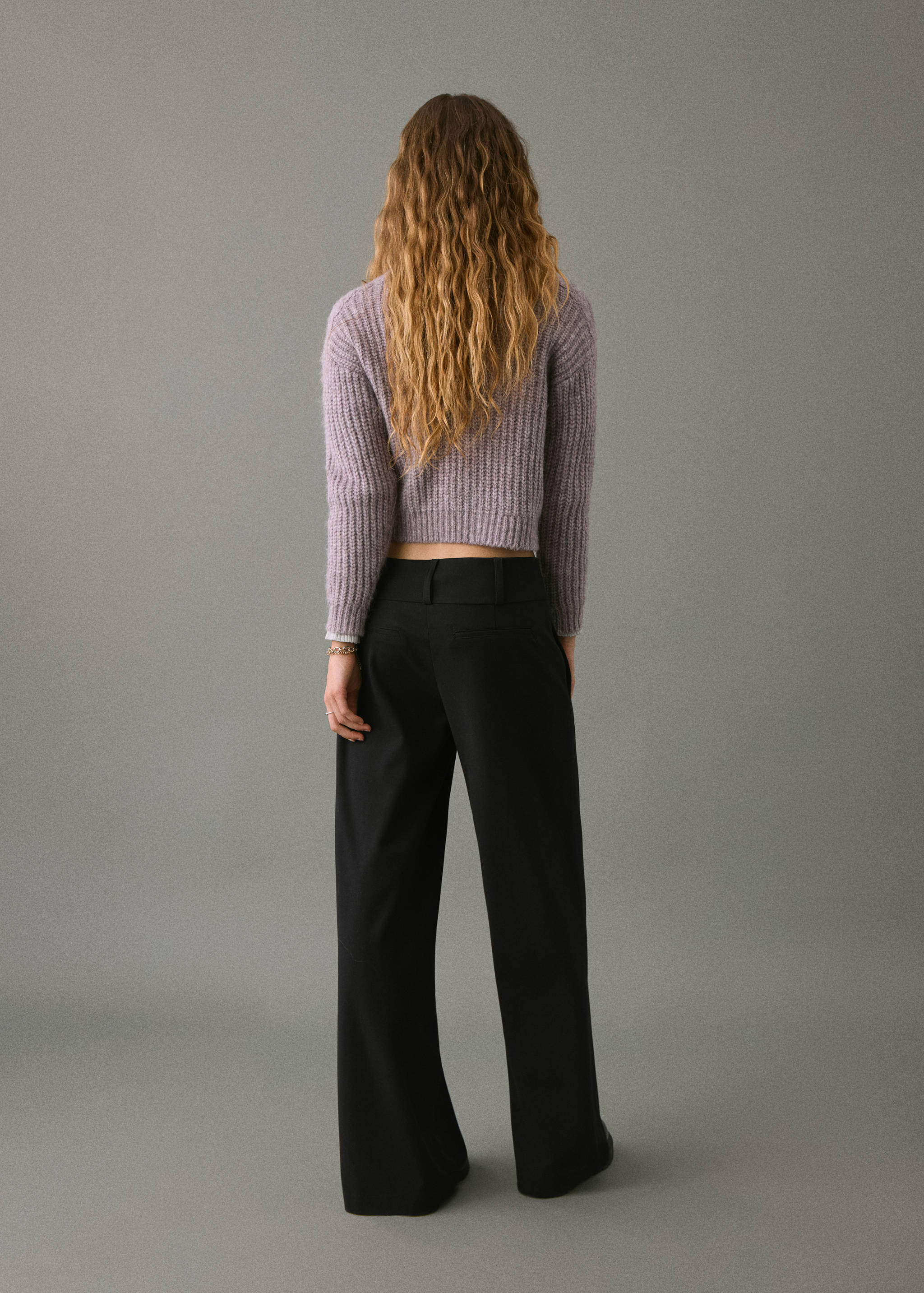 Straight trousers - Reverse of the article