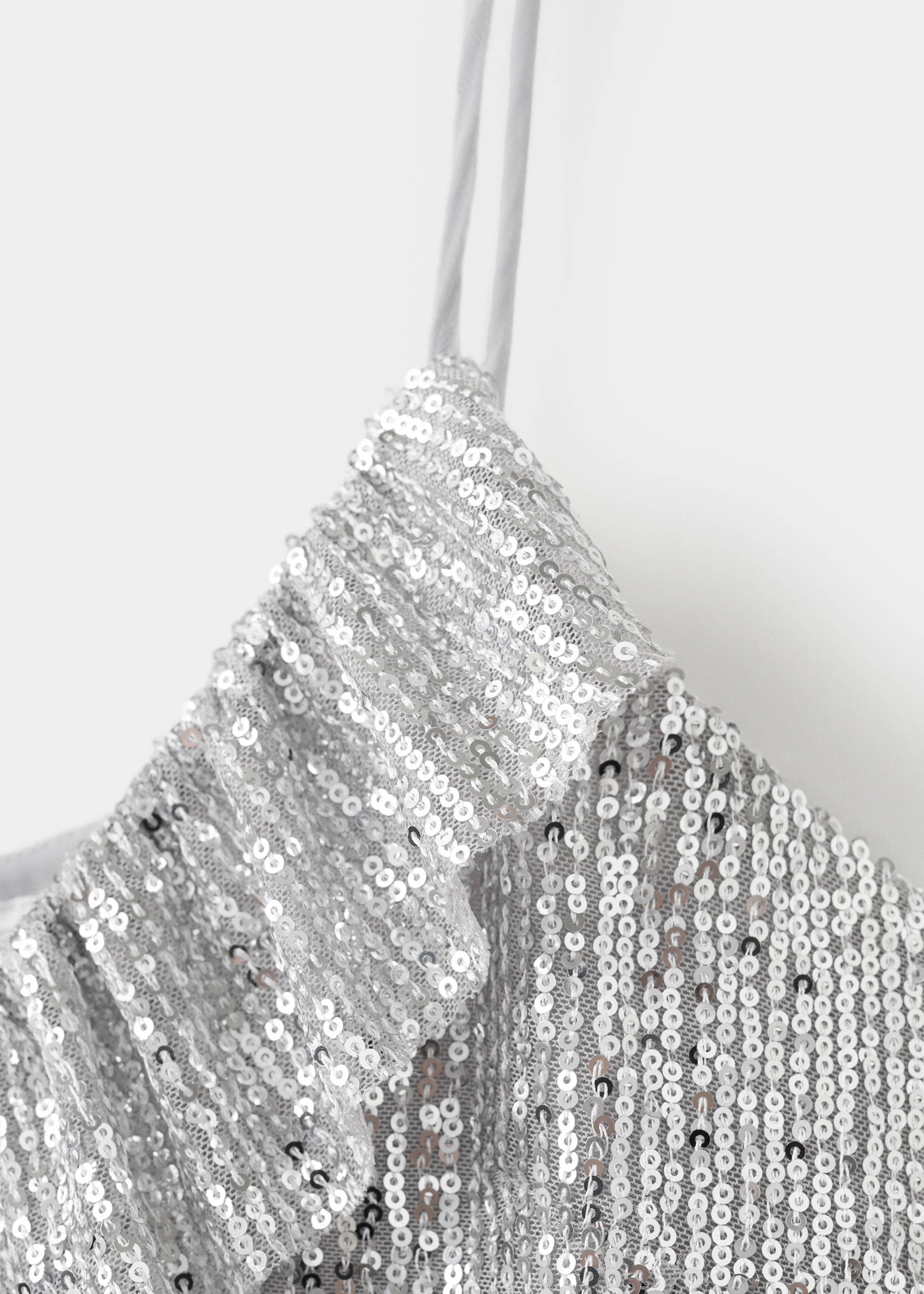 Sequined top - Details of the article 8