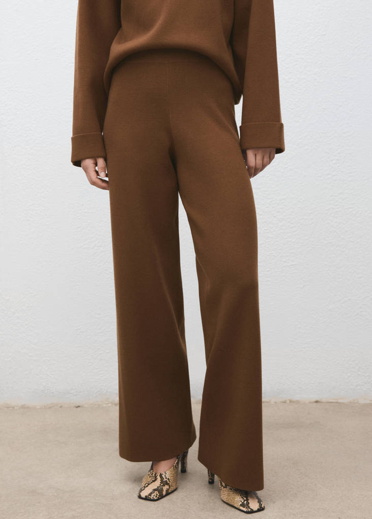 Straight knitted trousers — Caramel