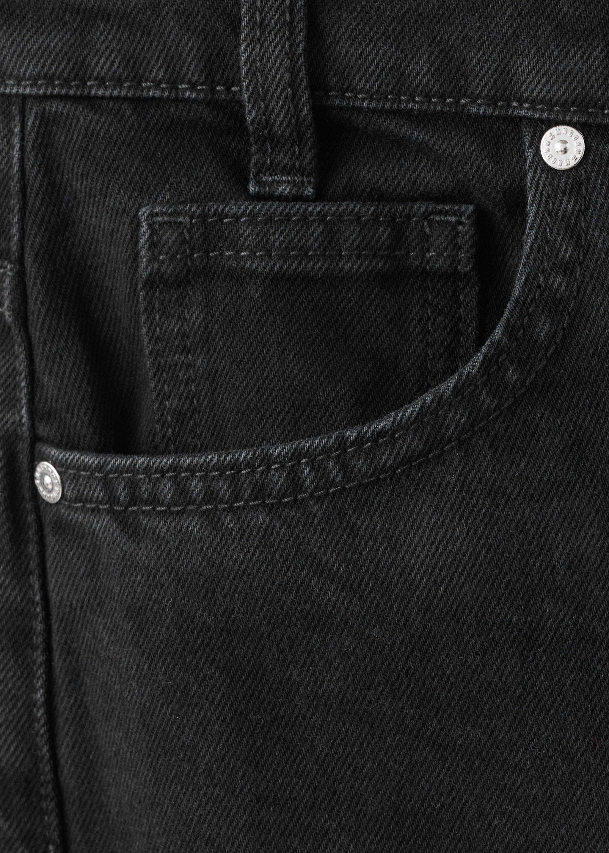 Wide leg mid-rise jeans with a crossover waistband - Details of the article 0