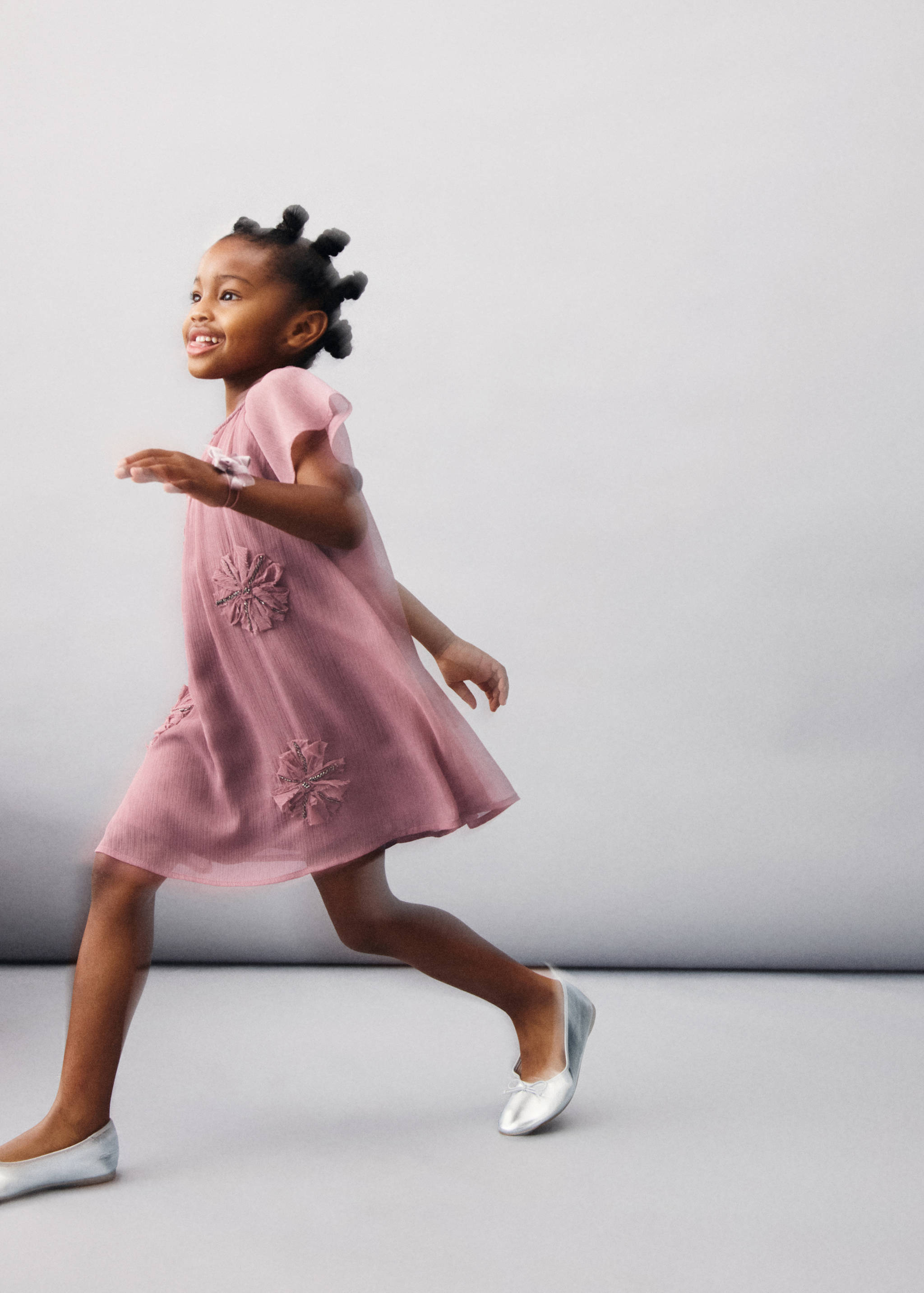 Robe brodée perles - Plan général