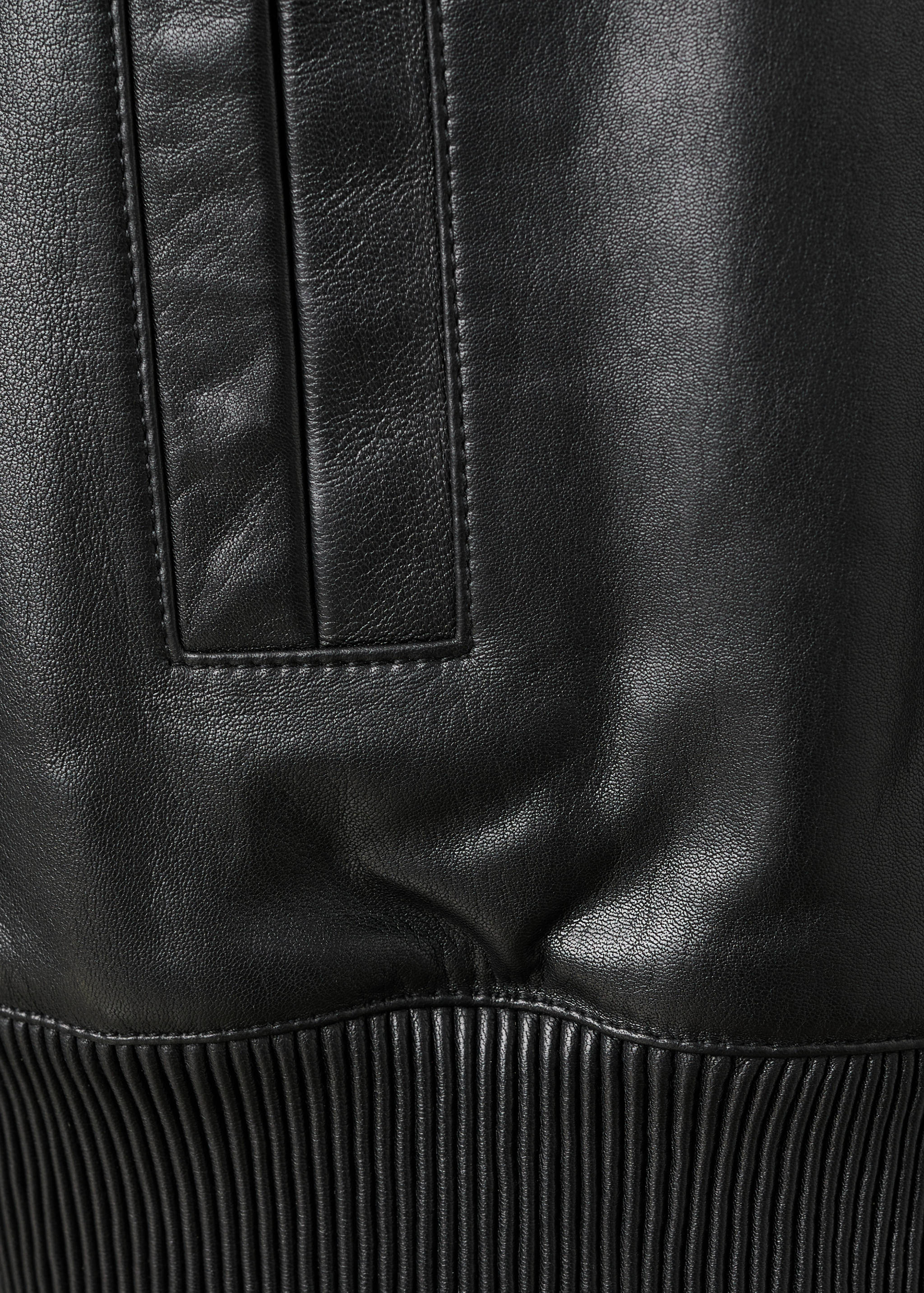 Leather bomber jacket - Details of the article 0