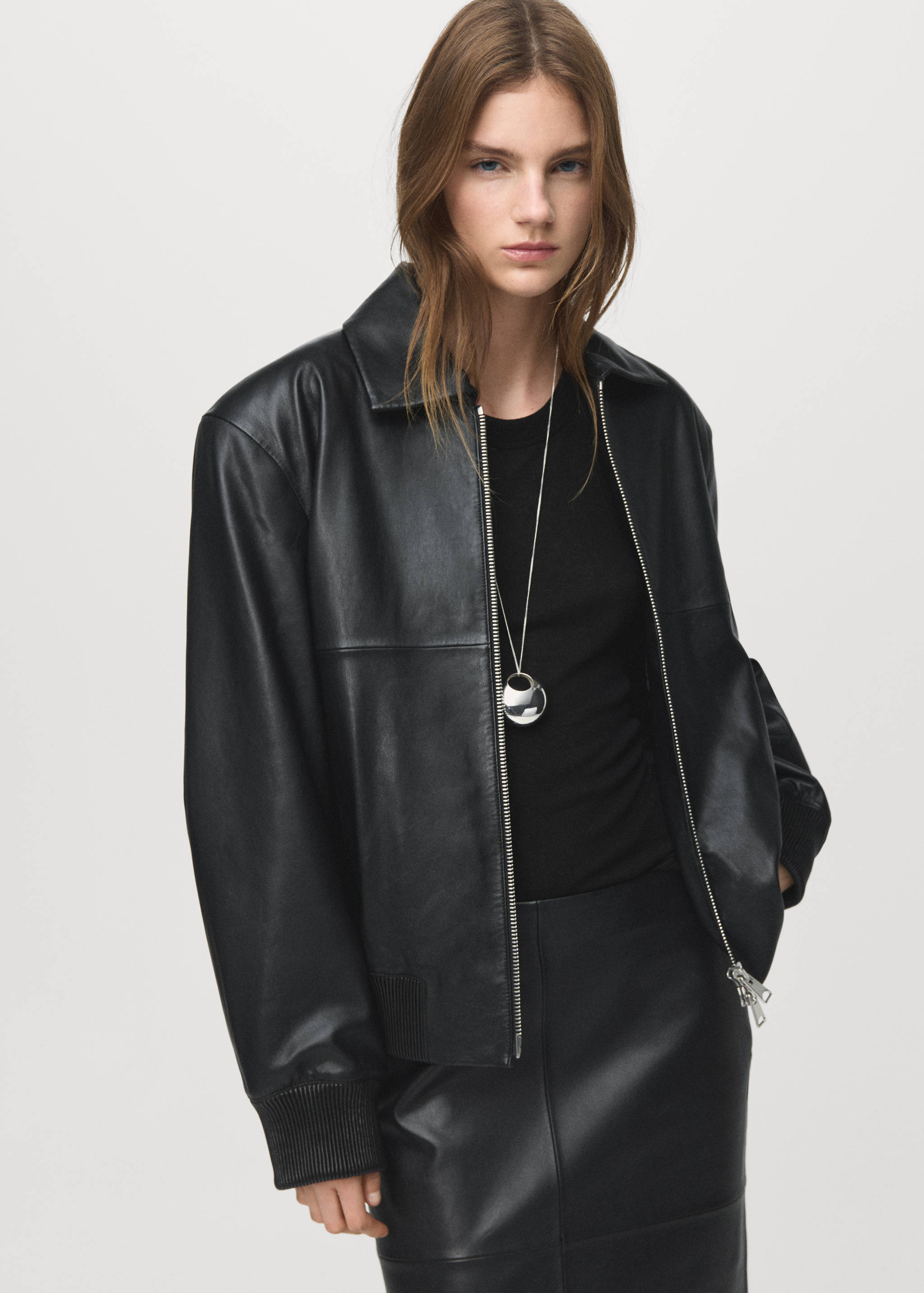 Leather bomber jacket - Medium plane